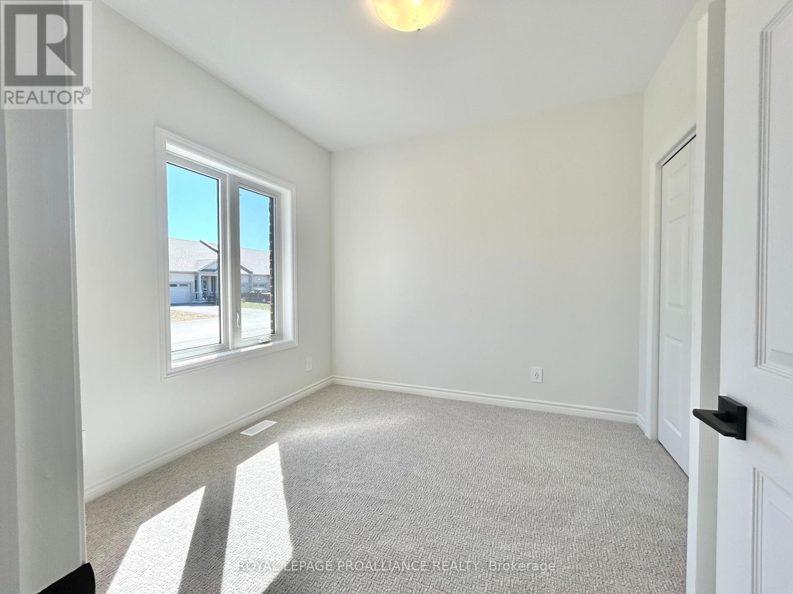 












81 ATHABASKA DRIVE

,
Belleville (Thurlow Ward),




Ontario
K8N0T1

