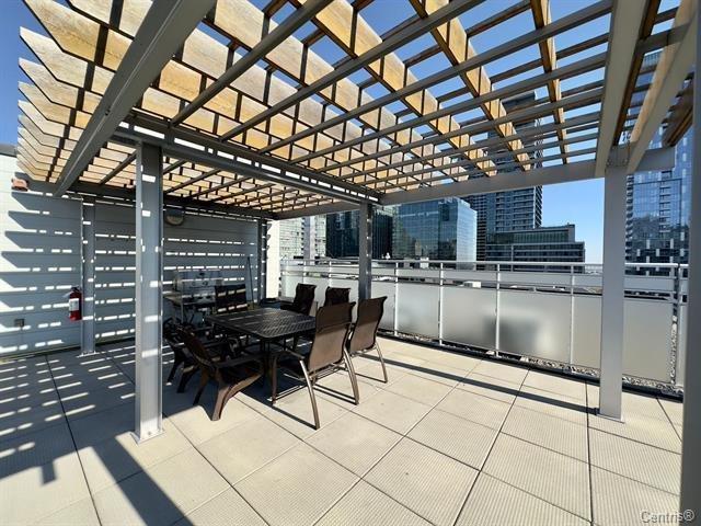 









1235


Rue Bishop

, 1101,
Montréal (Ville-Marie),




QC
H3G0A6

