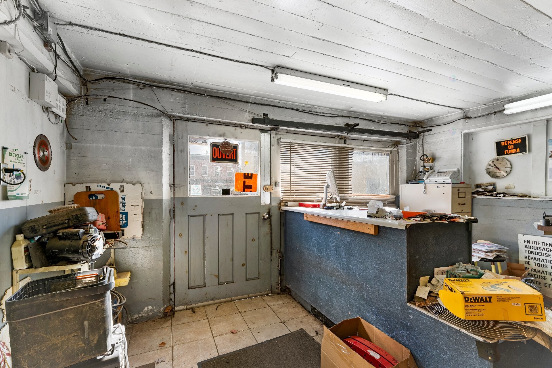 









24

 - 26


Rue Court

,
Coaticook,




QC
J1A1K9

