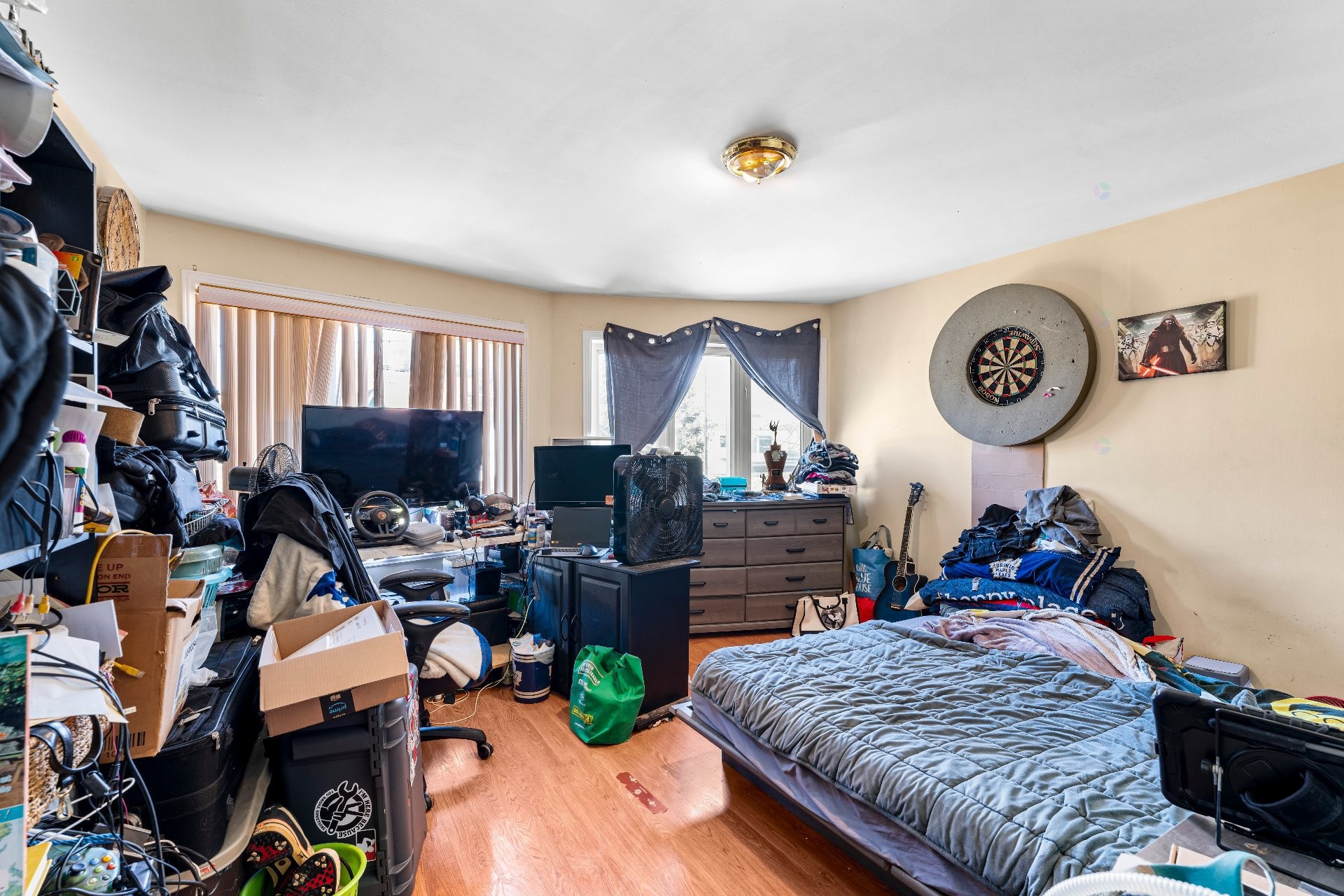 









24

 - 26


Rue Court

,
Coaticook,




QC
J1A1K9

