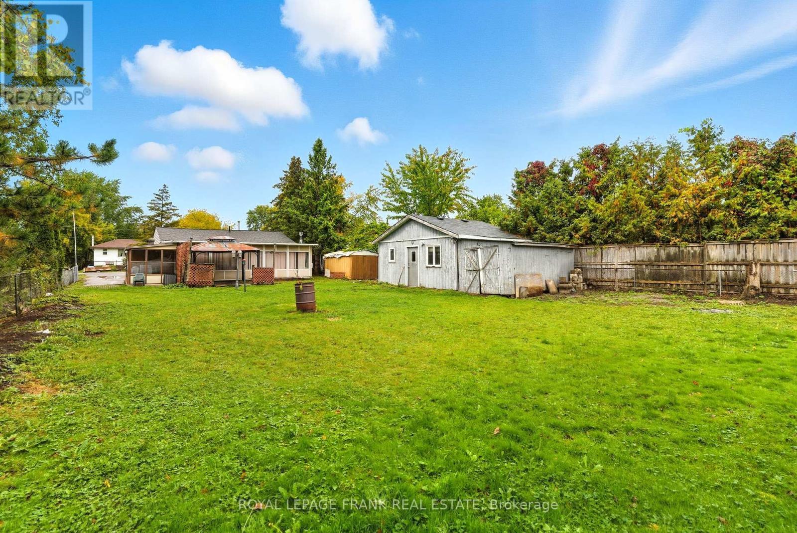 












379 IRENE DRIVE

,
Georgina (Keswick South),




Ontario
L4P3B3

