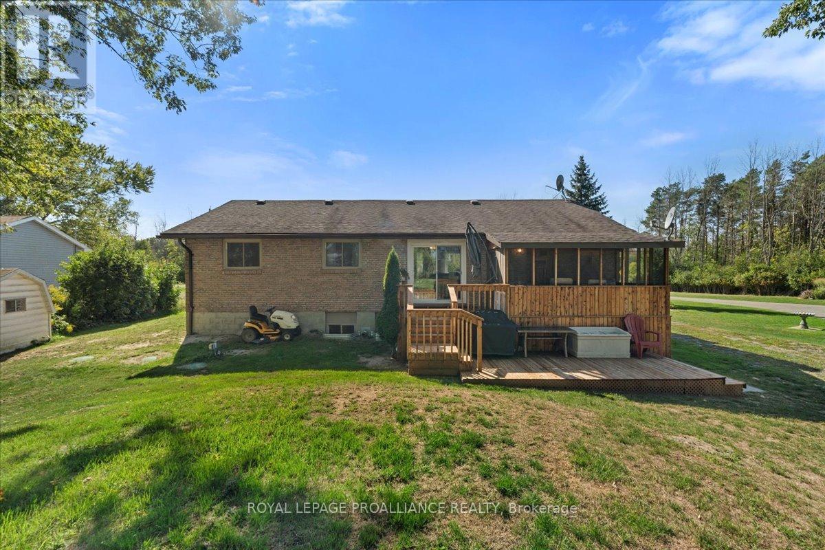












558 AIKINS ROAD

,
Quinte West (Sidney Ward),




Ontario
K8N4Z2

