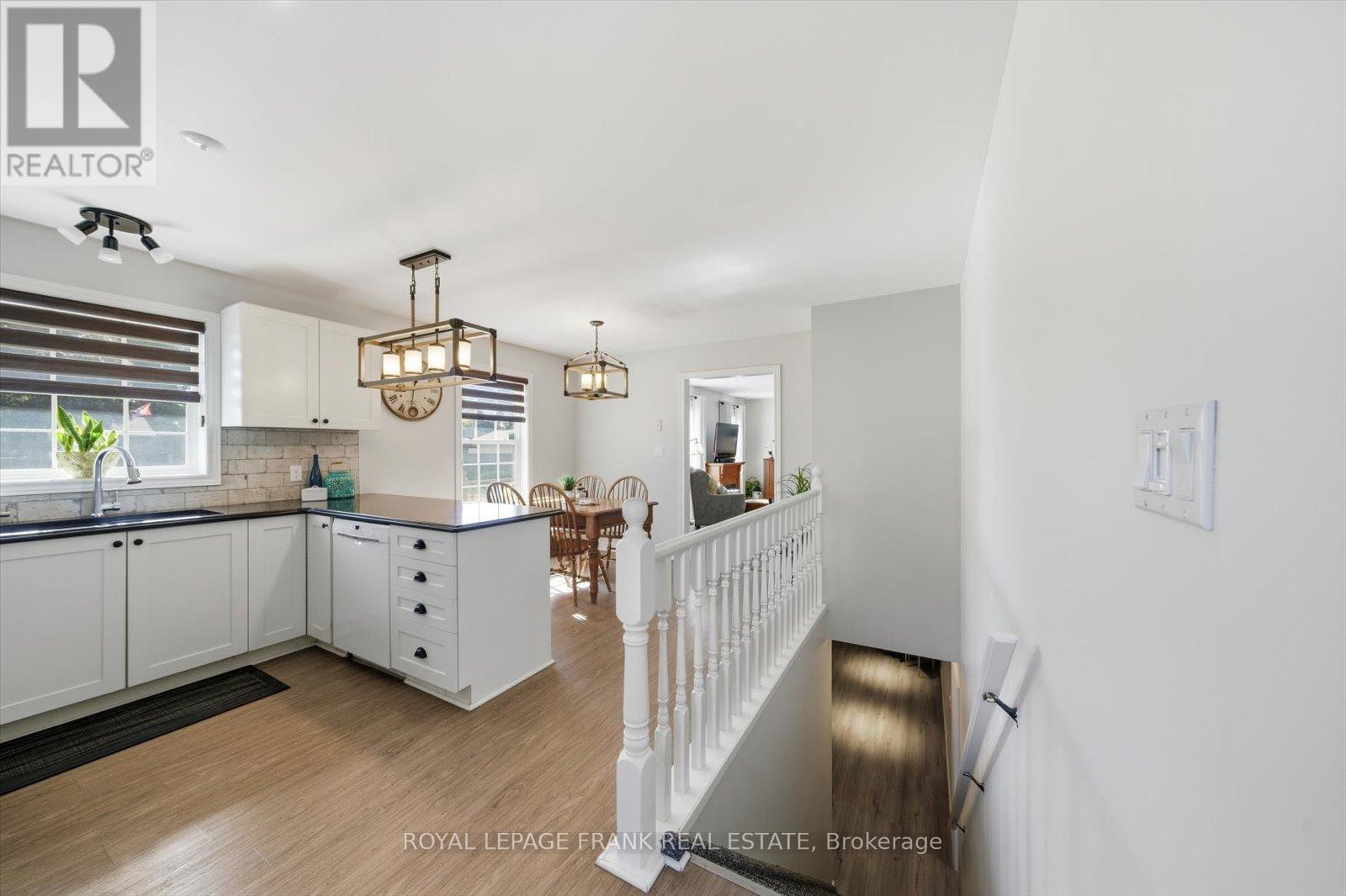 












34 RIVERVIEW ROAD

,
Kawartha Lakes (Lindsay),




Ontario
K9V1B3

