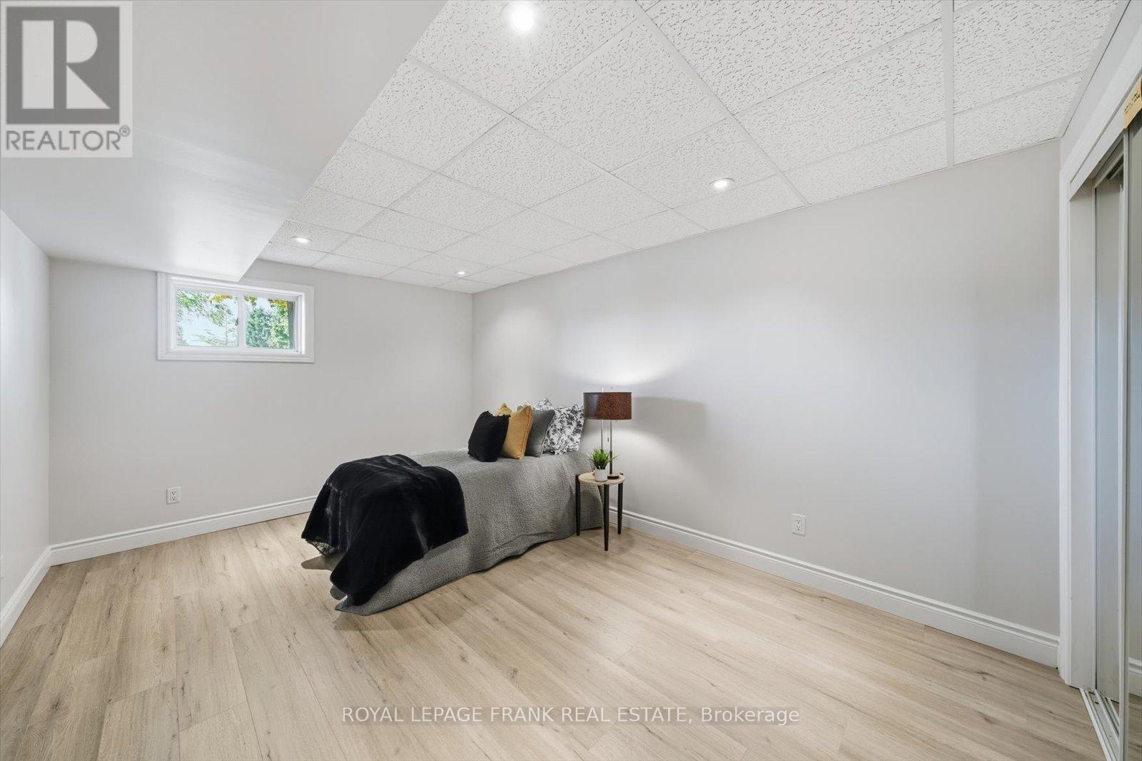 












34 RIVERVIEW ROAD

,
Kawartha Lakes (Lindsay),




Ontario
K9V1B3

