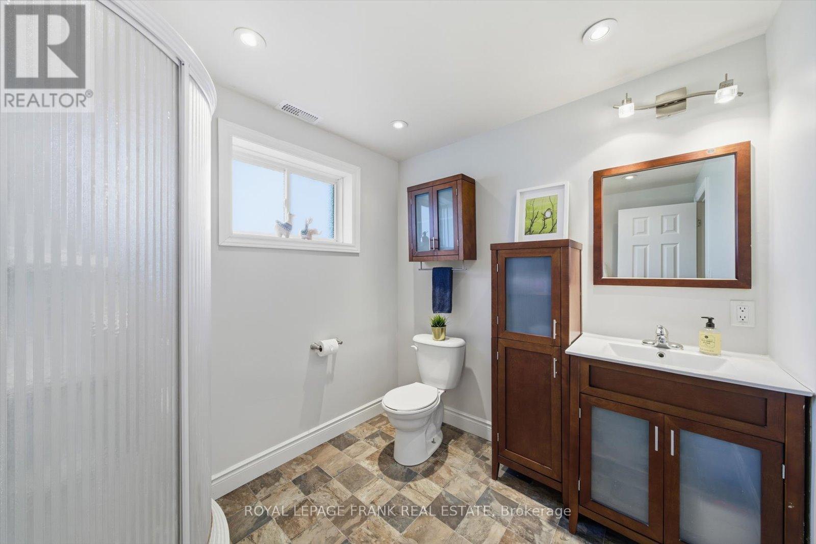 












34 RIVERVIEW ROAD

,
Kawartha Lakes (Lindsay),




Ontario
K9V1B3

