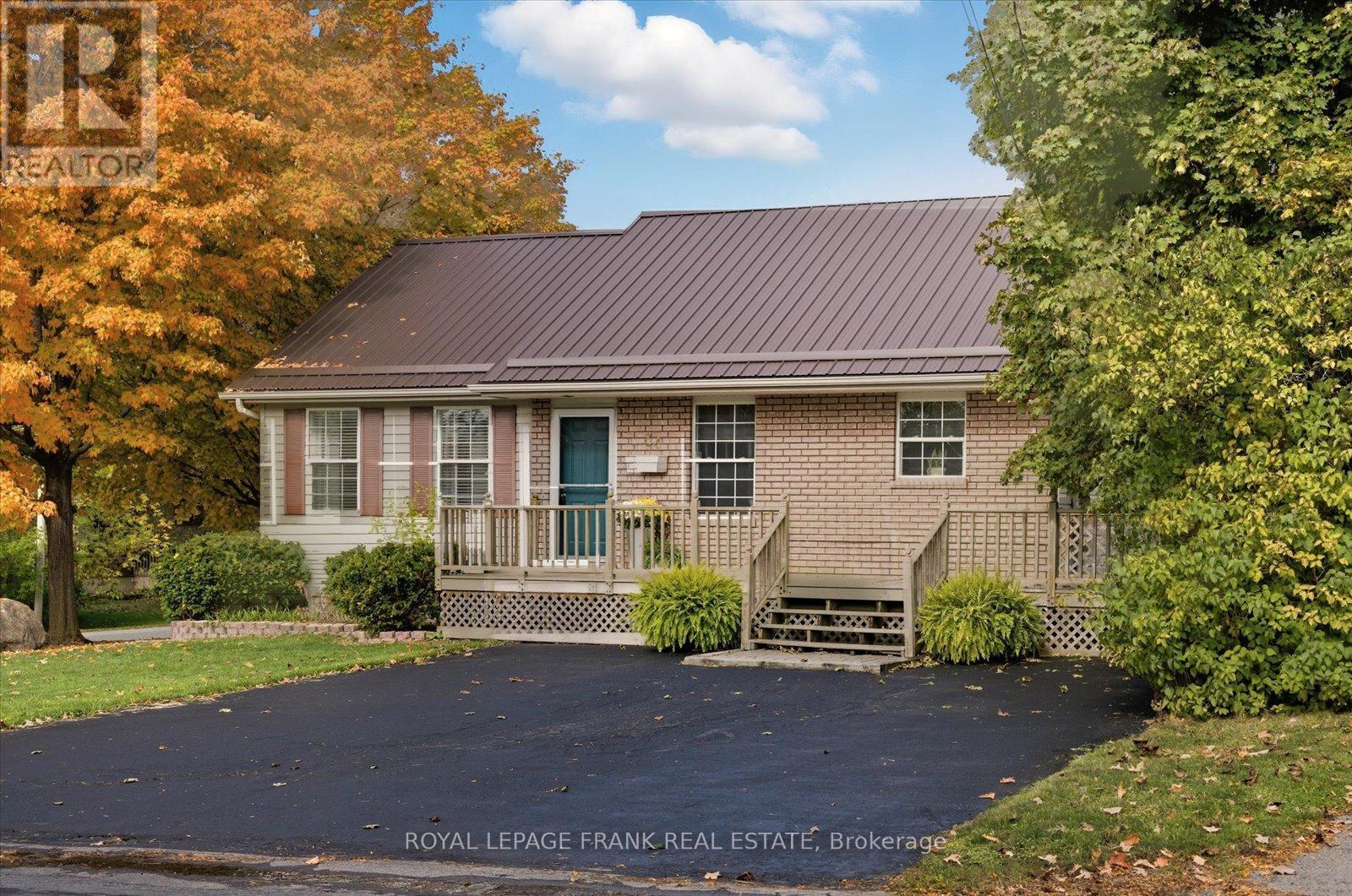 












34 RIVERVIEW ROAD

,
Kawartha Lakes (Lindsay),




Ontario
K9V1B3

