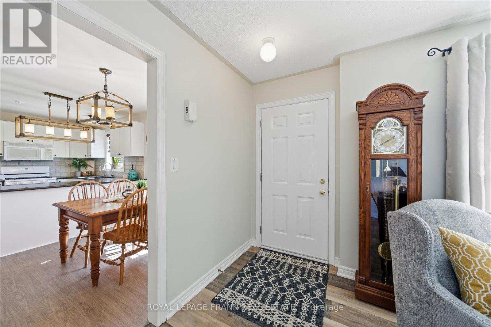 












34 RIVERVIEW ROAD

,
Kawartha Lakes (Lindsay),




Ontario
K9V1B3

