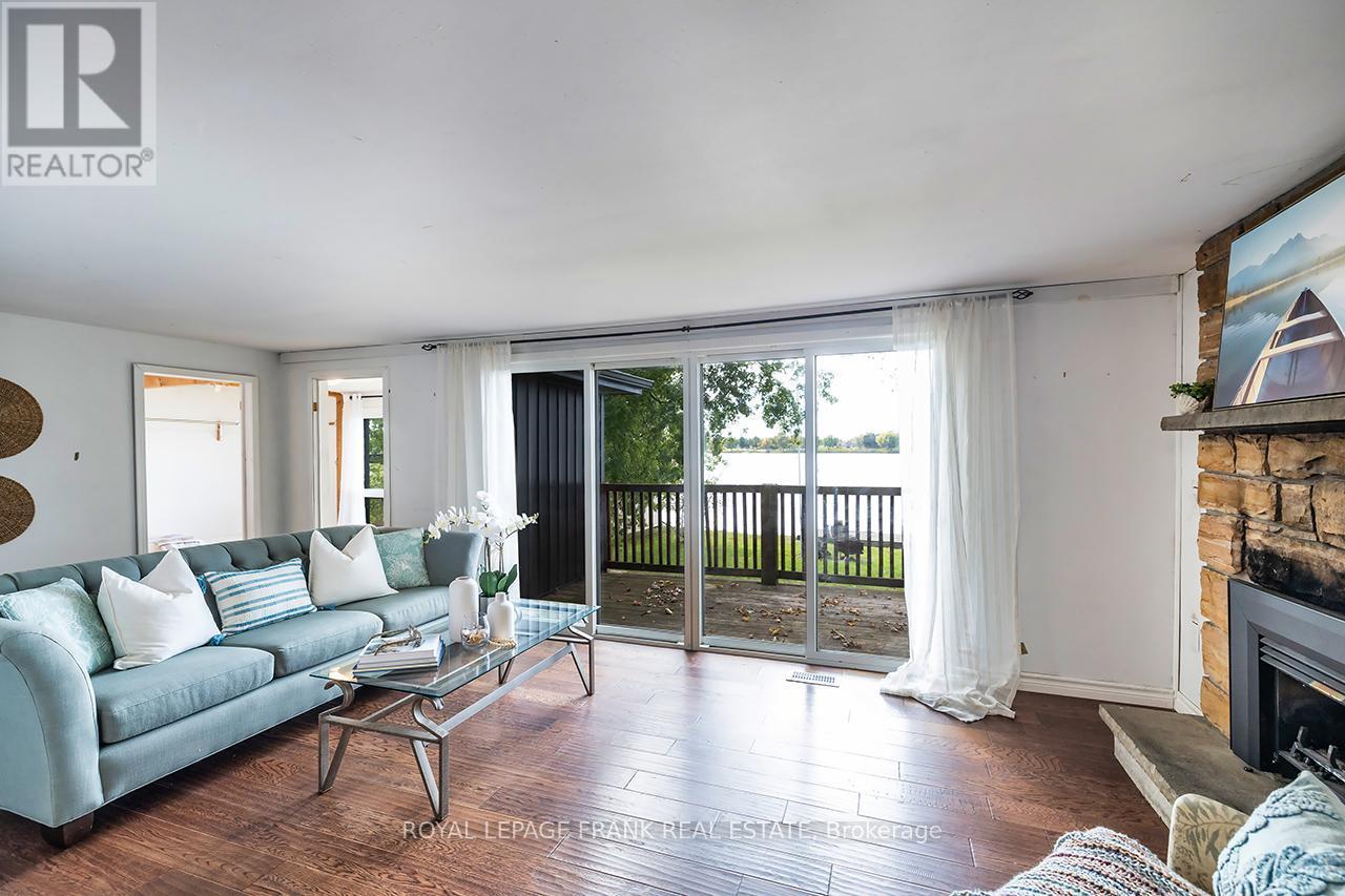 












119 OAKDENE CRESCENT

,
Kawartha Lakes (Little Britain),




Ontario
K0M2C0

