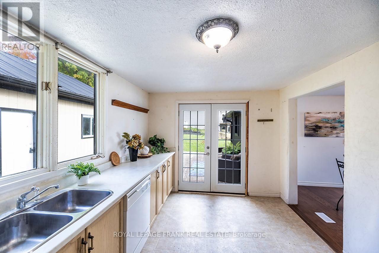 












119 OAKDENE CRESCENT

,
Kawartha Lakes (Little Britain),




Ontario
K0M2C0

