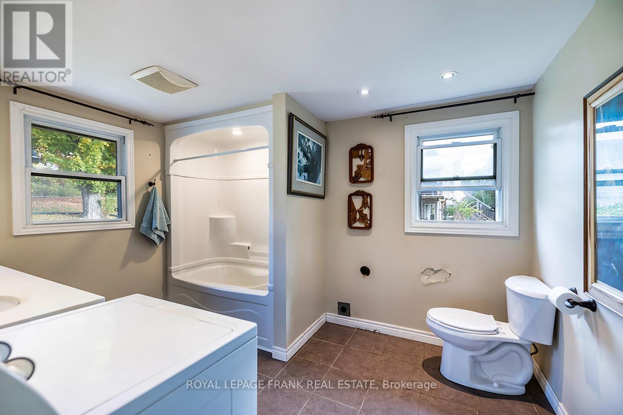 












119 OAKDENE CRESCENT

,
Kawartha Lakes (Little Britain),




Ontario
K0M2C0

