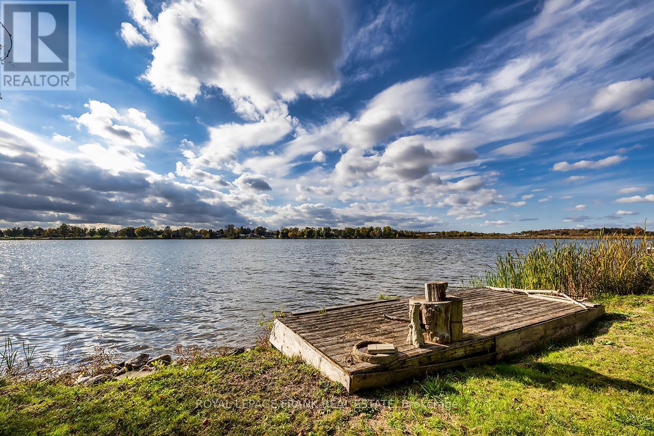 












119 OAKDENE CRESCENT

,
Kawartha Lakes (Little Britain),




Ontario
K0M2C0

