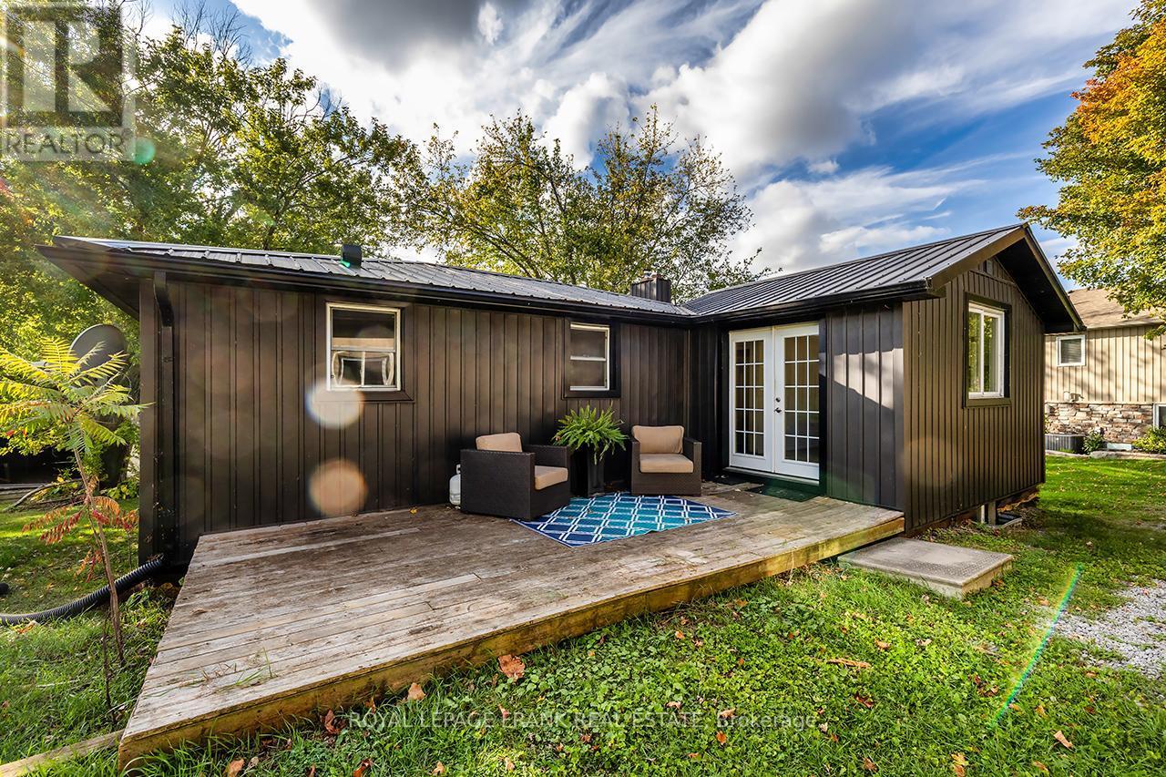 












119 OAKDENE CRESCENT

,
Kawartha Lakes (Little Britain),




Ontario
K0M2C0

