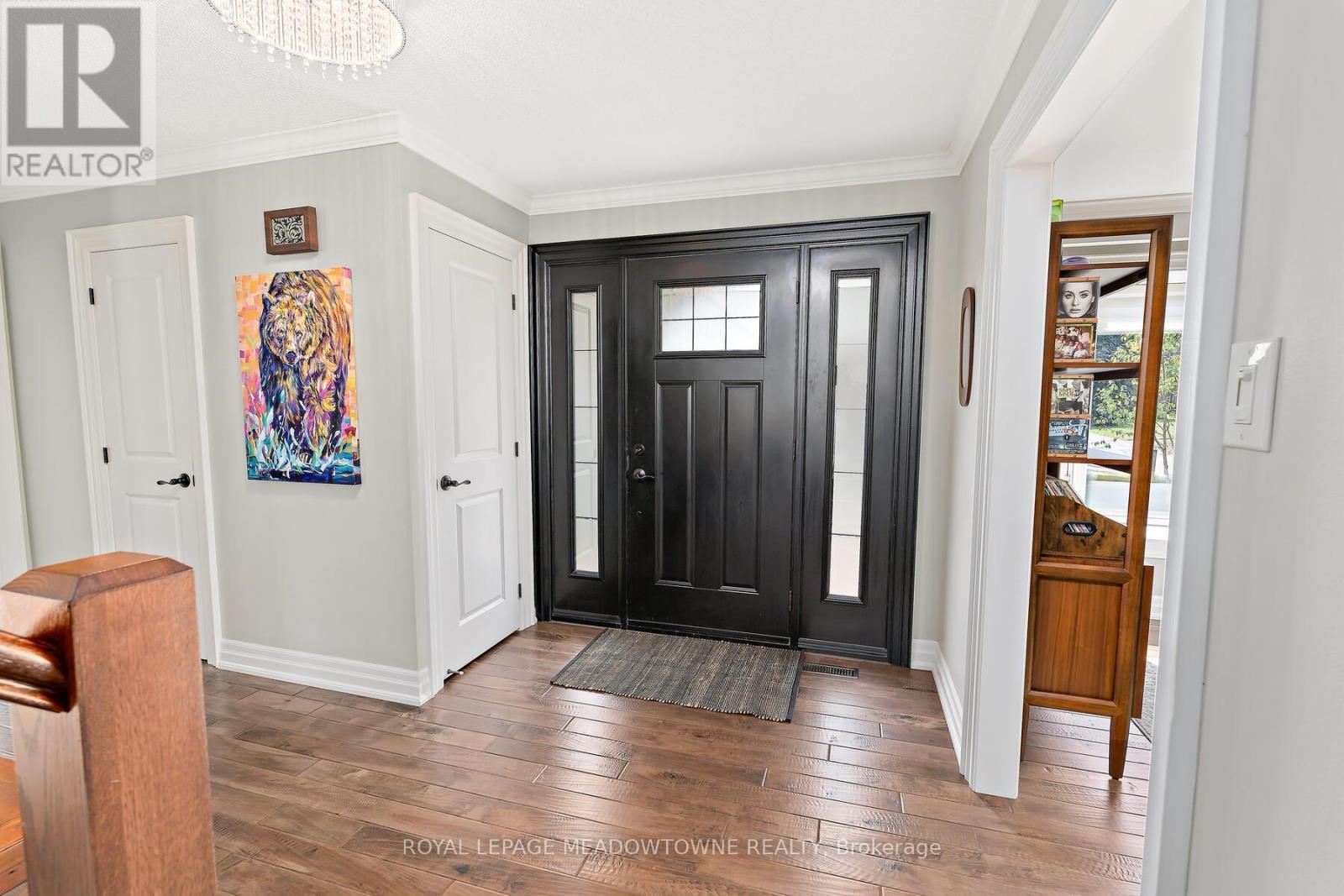 












25 HILLSIDE DRIVE

,
Halton Hills,




Ontario
L7G4W2

