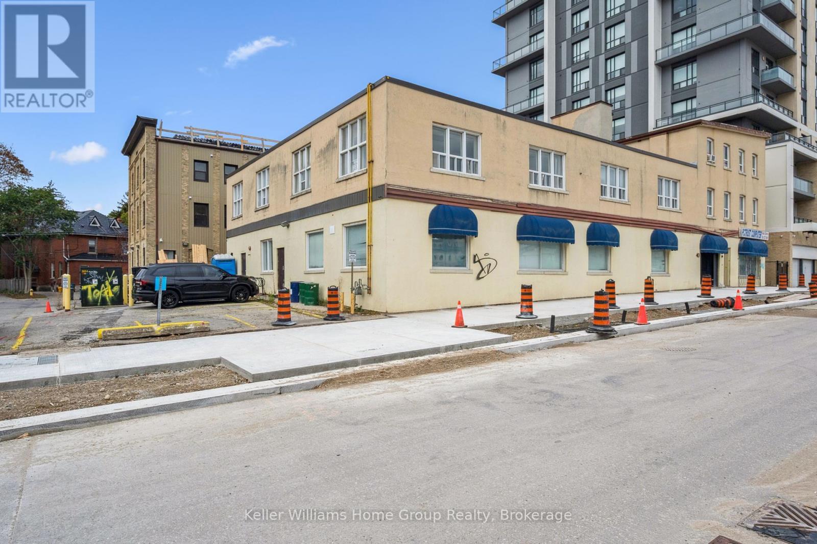 












40 BAKER STREET

,
Guelph (Downtown),




Ontario
N1H4G1

