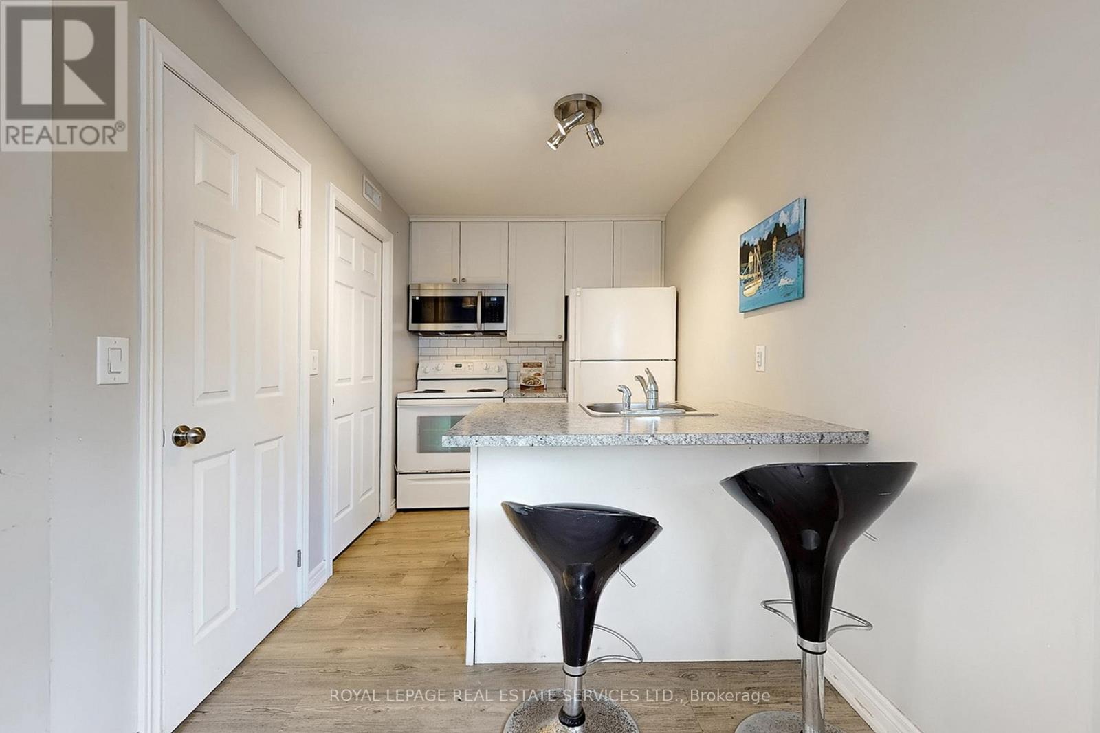 












89 LOUTH STREET

,
St. Catharines,




Ontario
L2S2T7

