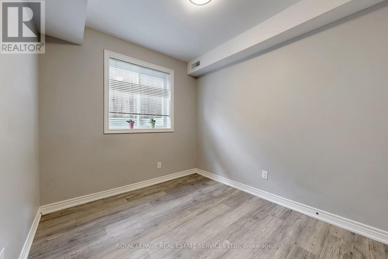 












89 LOUTH STREET

,
St. Catharines,




Ontario
L2S2T7

