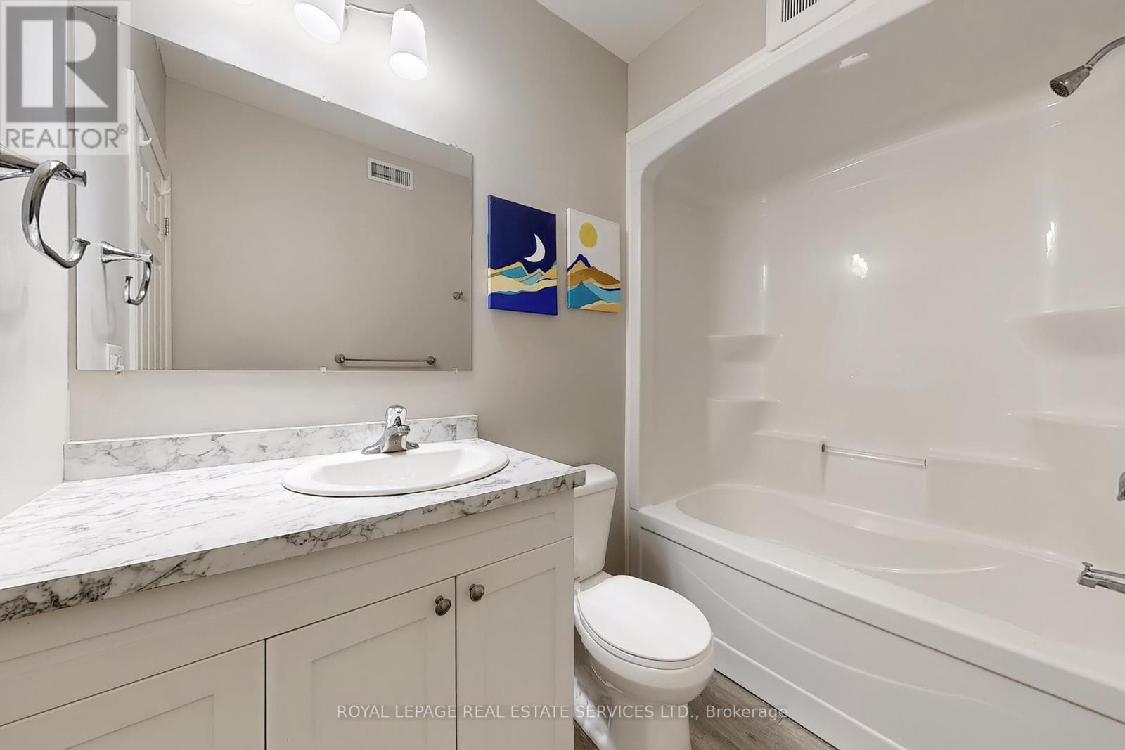 












89 LOUTH STREET

,
St. Catharines,




Ontario
L2S2T7

