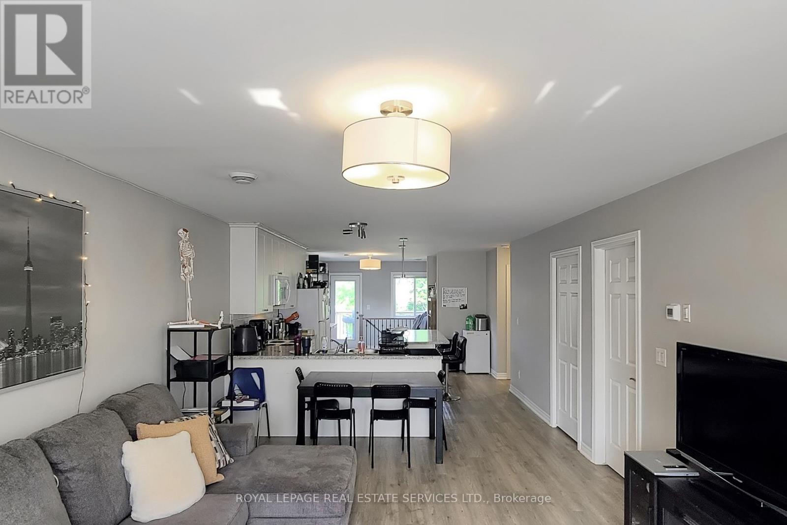 












89 LOUTH STREET

,
St. Catharines,




Ontario
L2S2T7

