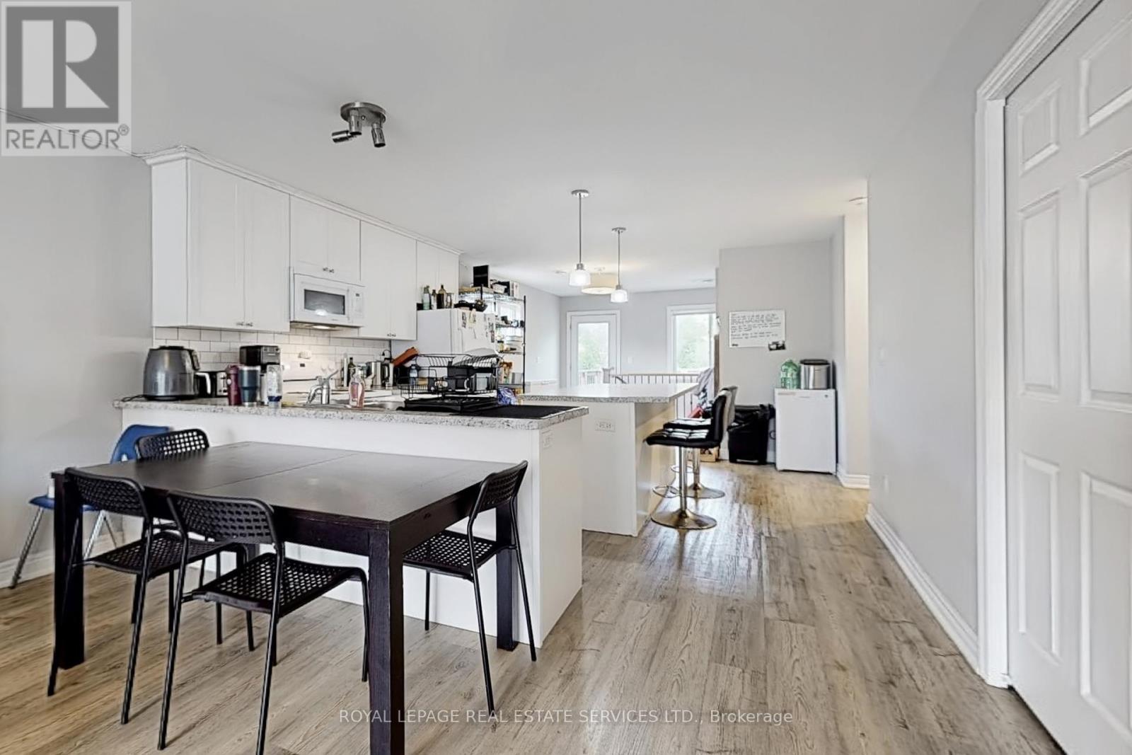 












89 LOUTH STREET

,
St. Catharines,




Ontario
L2S2T7

