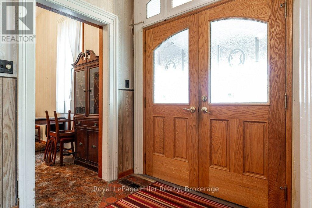 












121 WATER STREET

,
Stratford,




Ontario
N5A3C3

