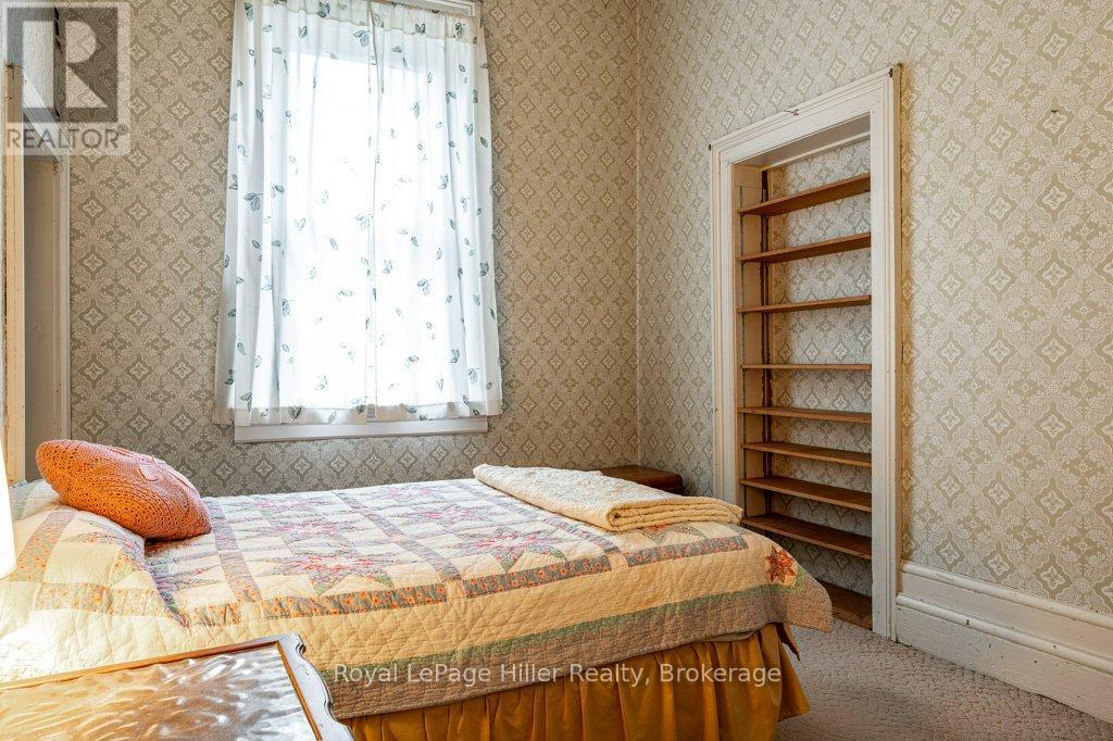 












121 WATER STREET

,
Stratford,




Ontario
N5A3C3

