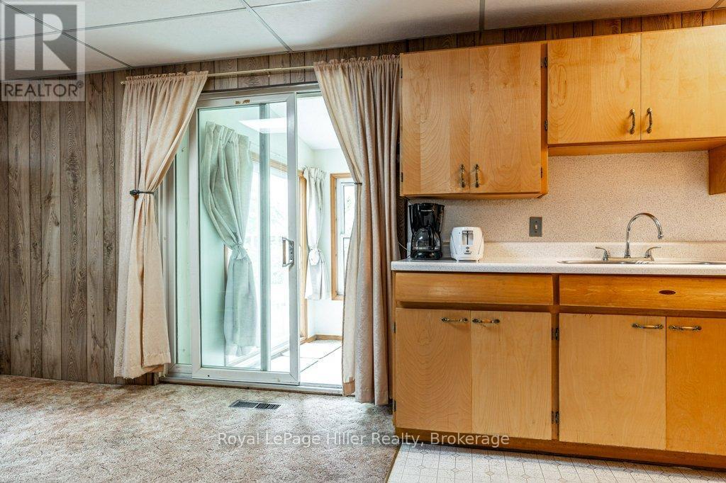 












121 WATER STREET

,
Stratford,




Ontario
N5A3C3

