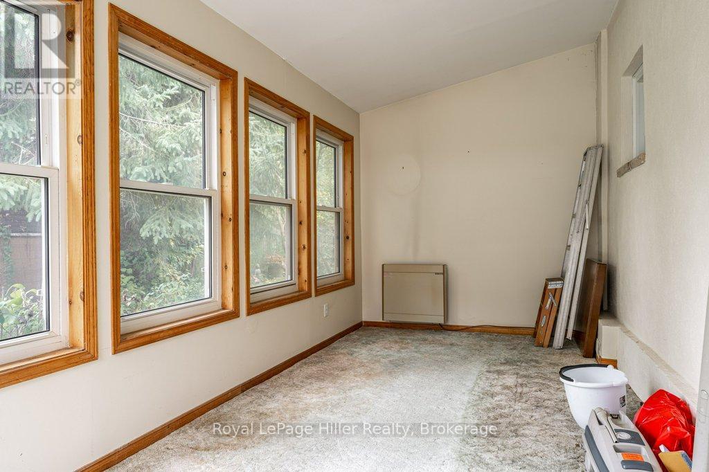 












121 WATER STREET

,
Stratford,




Ontario
N5A3C3

