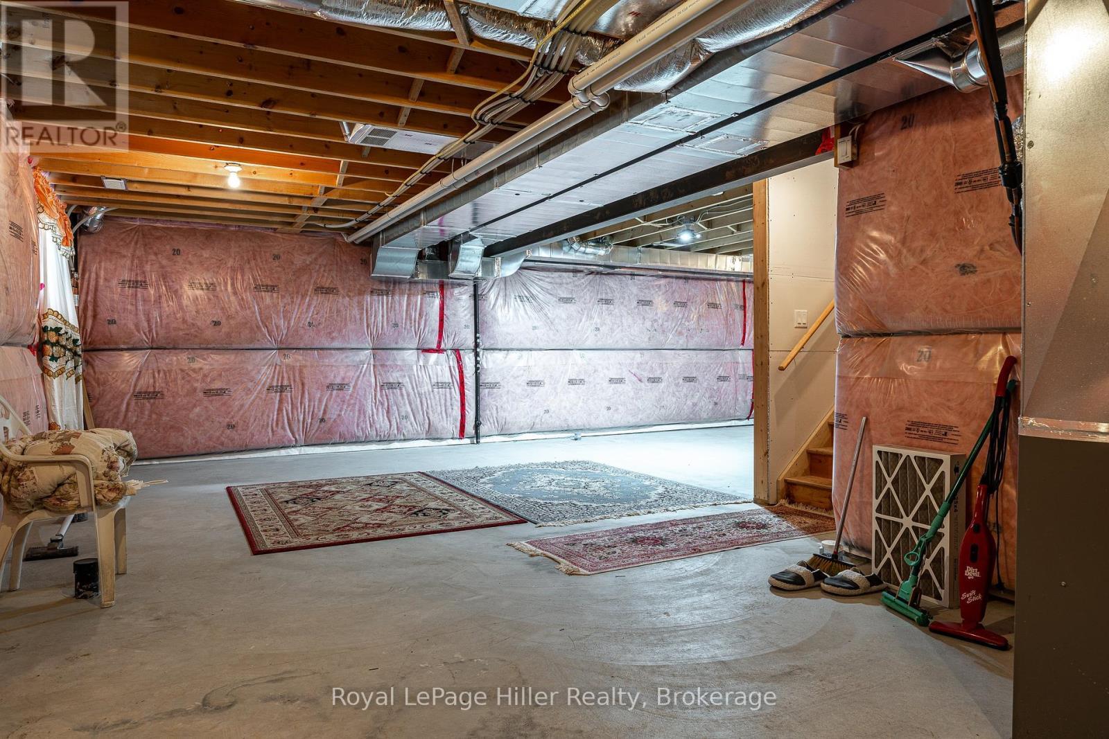 












112 THOMAS STREET

,
Stratford,




Ontario
N5A0E8

