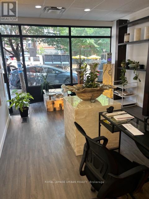 












2383 QUEEN STREET E

,
Toronto,




Ontario
M4E1H5

