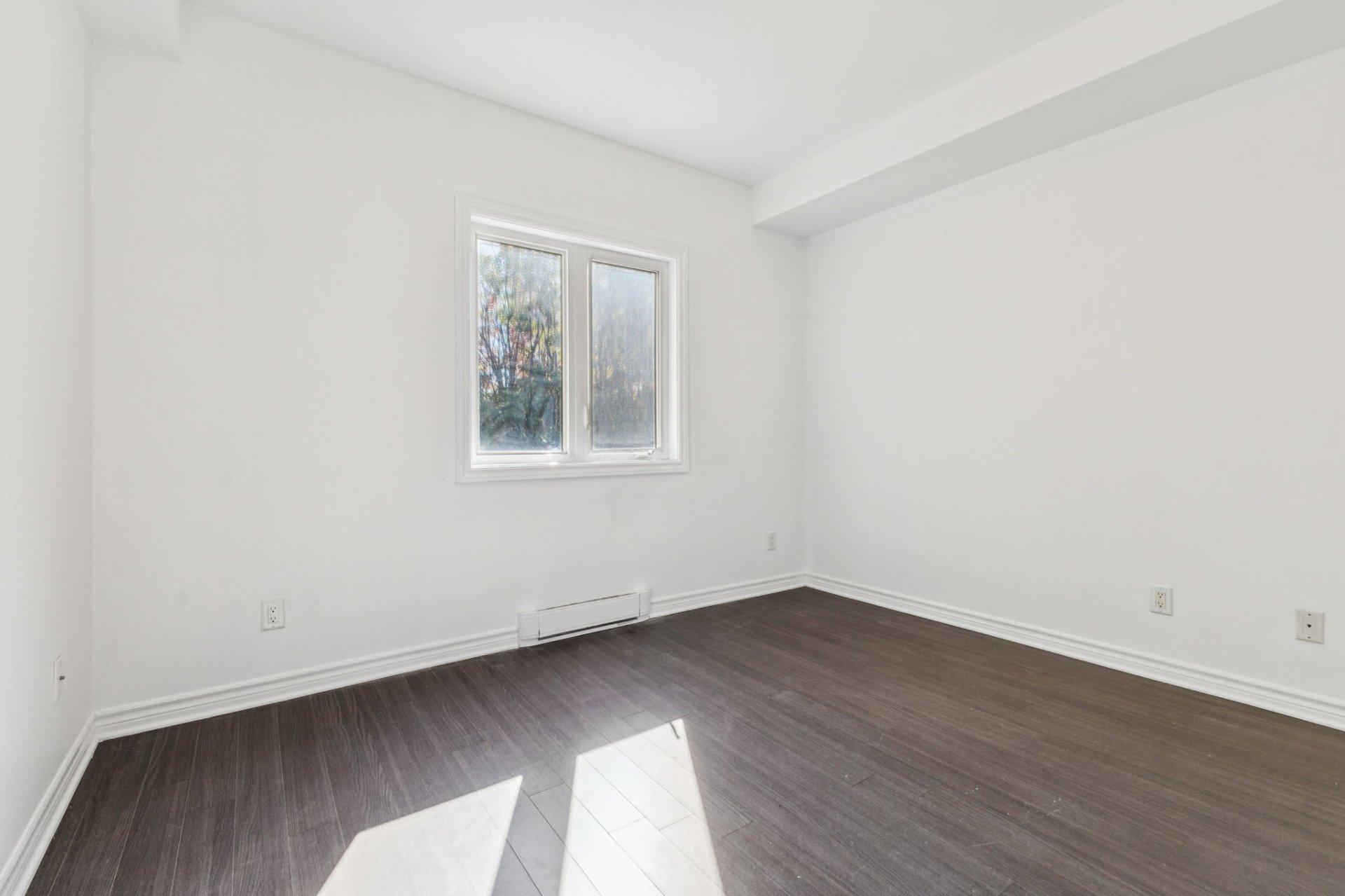 









629


Boul. des Grives

, 2,
Gatineau (Hull),




QC
J9A0C2


