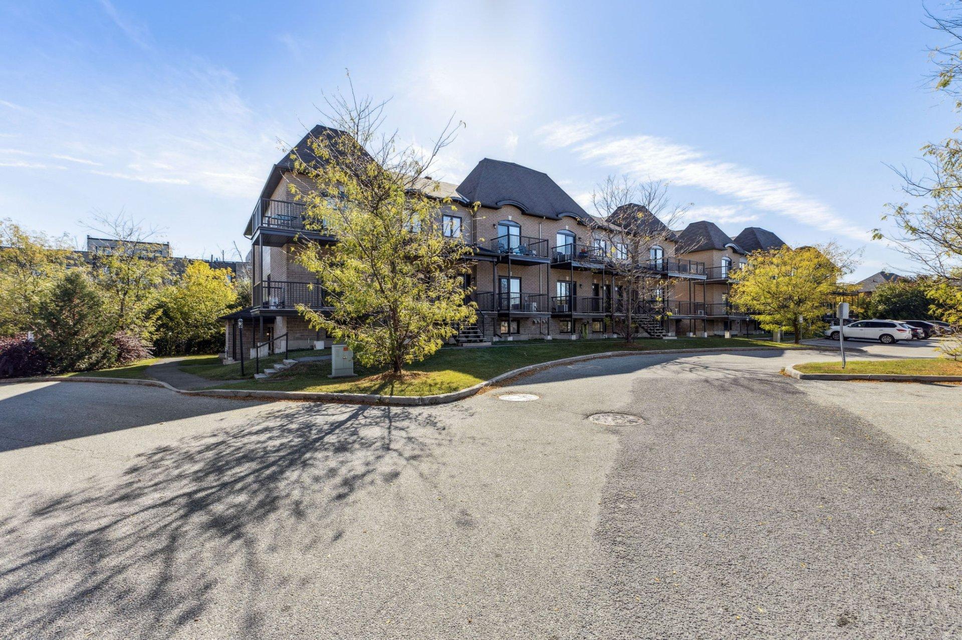 









629


Boul. des Grives

, 2,
Gatineau (Hull),




QC
J9A0C2

