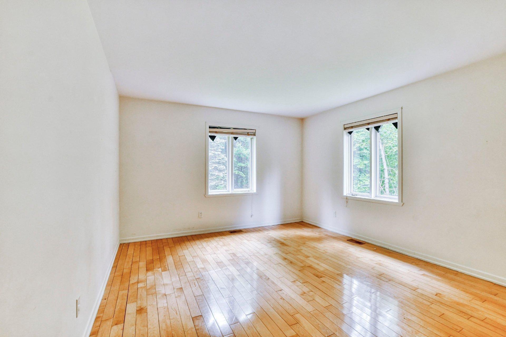 









116


Ch. des Topazes

,
Saint-Sauveur,




QC
J0R1R2

