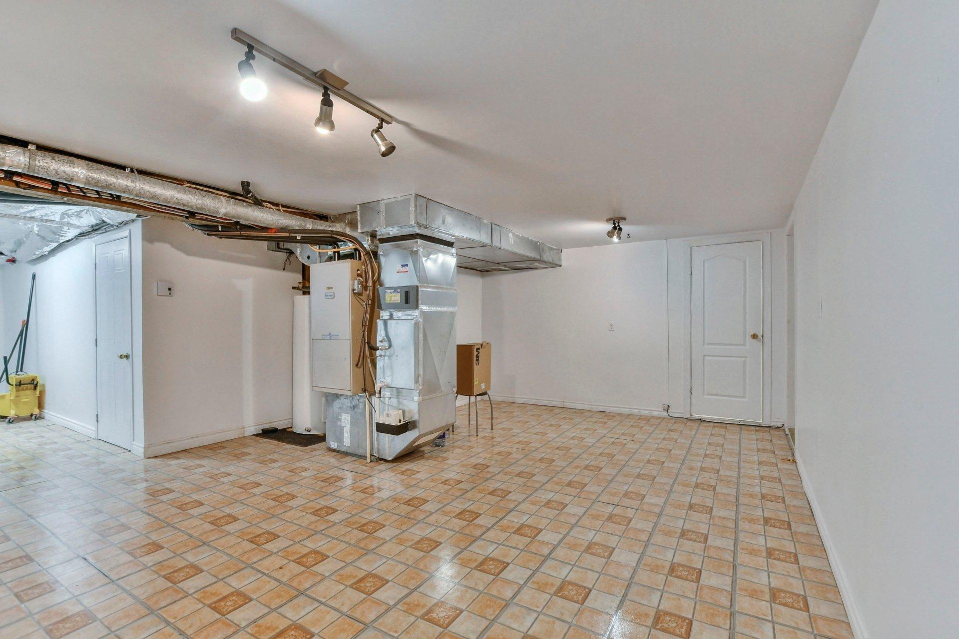 









116


Ch. des Topazes

,
Saint-Sauveur,




QC
J0R1R2

