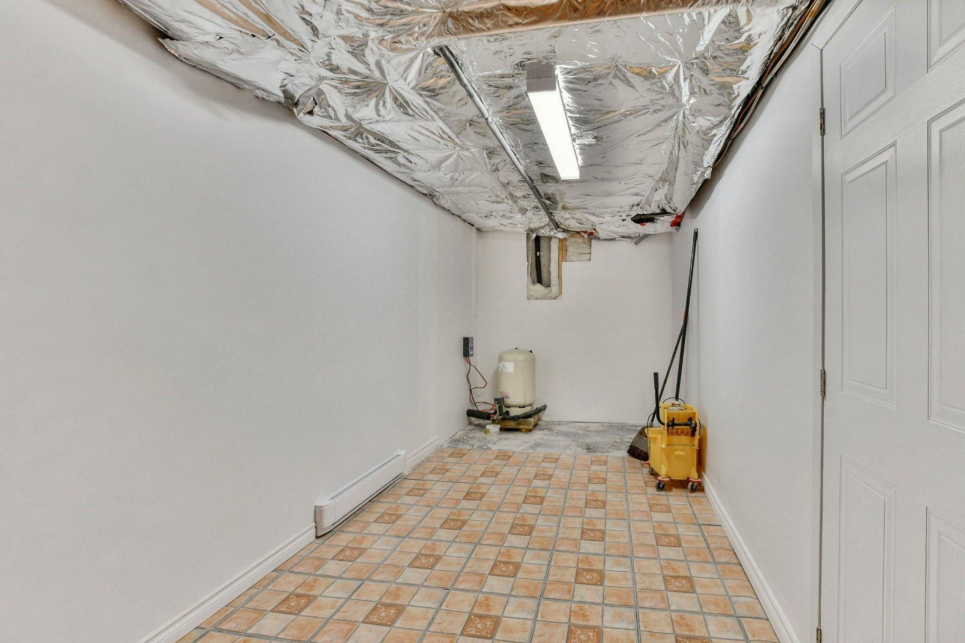 









116


Ch. des Topazes

,
Saint-Sauveur,




QC
J0R1R2

