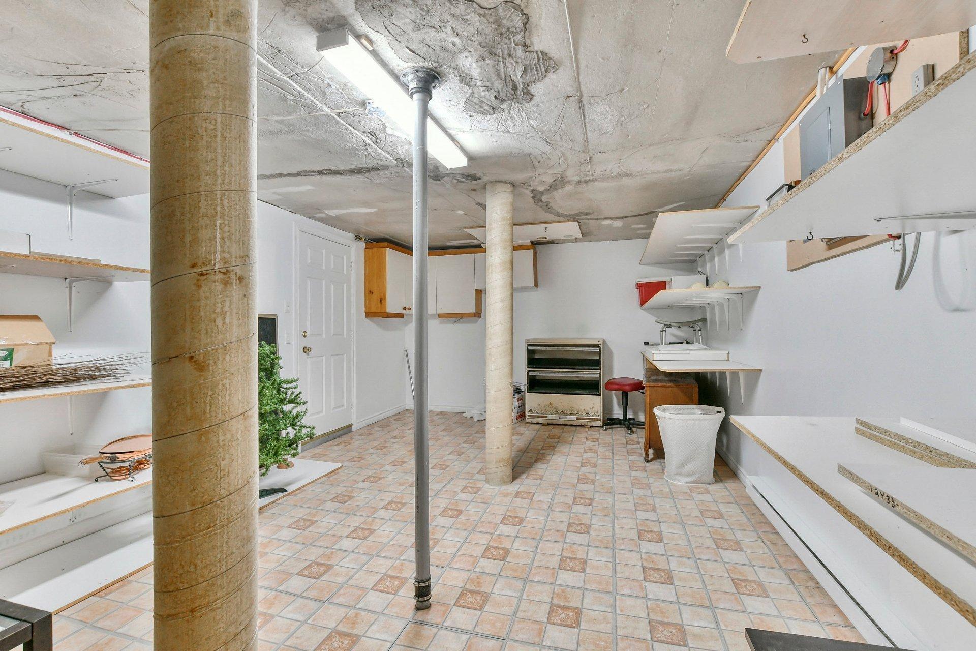 









116


Ch. des Topazes

,
Saint-Sauveur,




QC
J0R1R2

