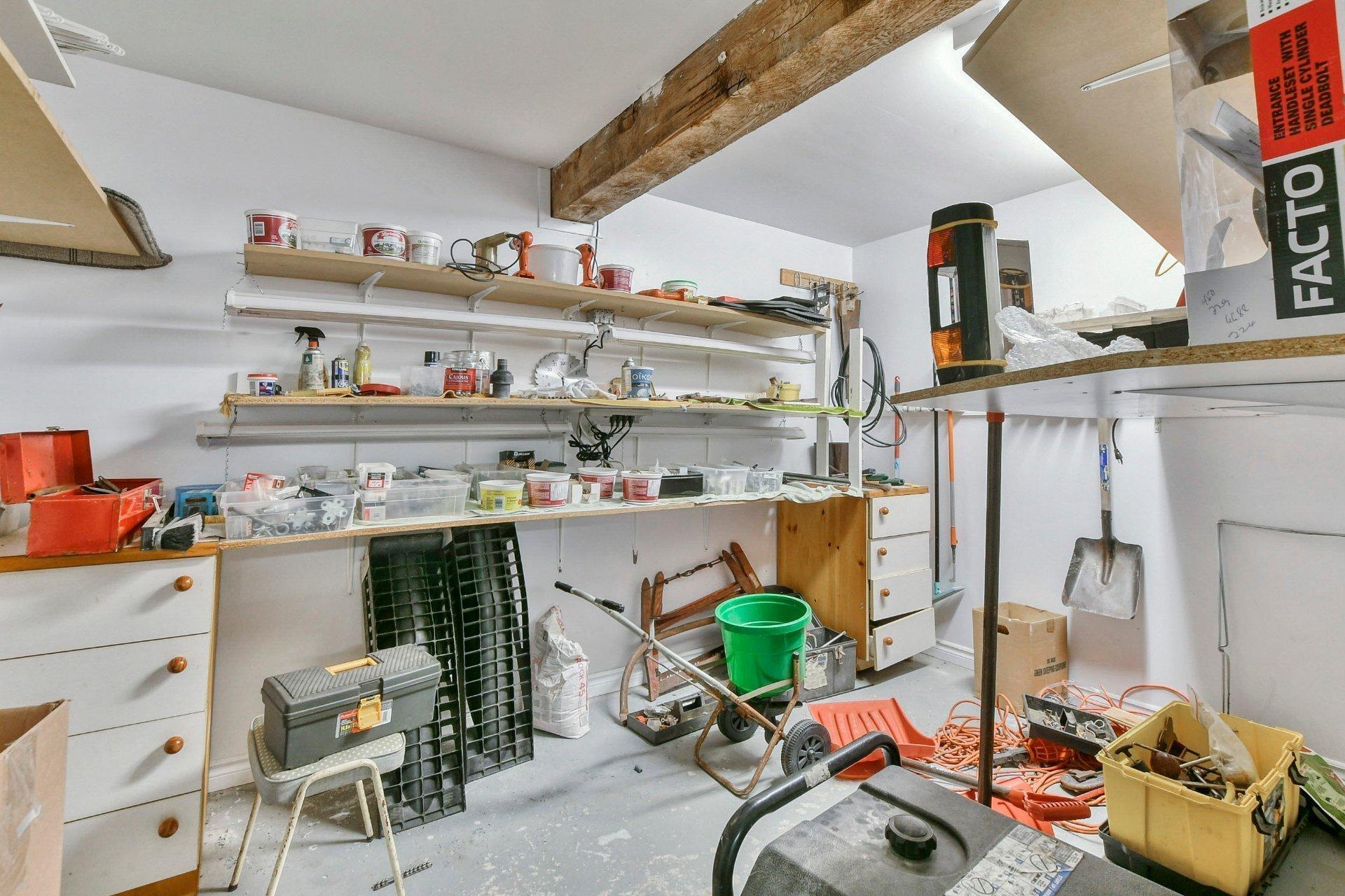 









116


Ch. des Topazes

,
Saint-Sauveur,




QC
J0R1R2

