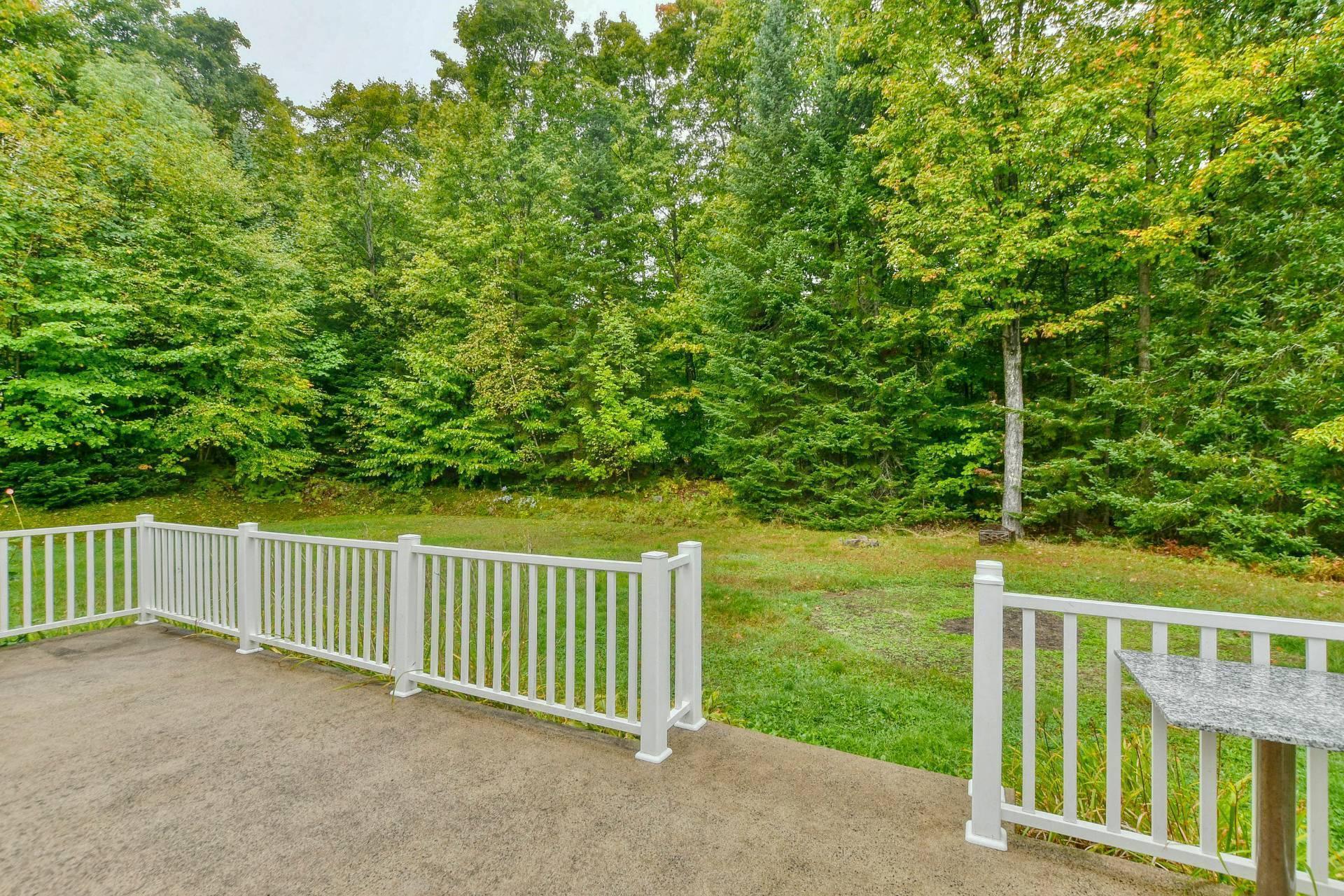 









116


Ch. des Topazes

,
Saint-Sauveur,




QC
J0R1R2

