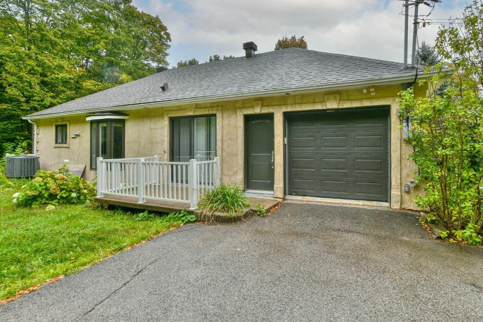 









116


Ch. des Topazes

,
Saint-Sauveur,




QC
J0R1R2

