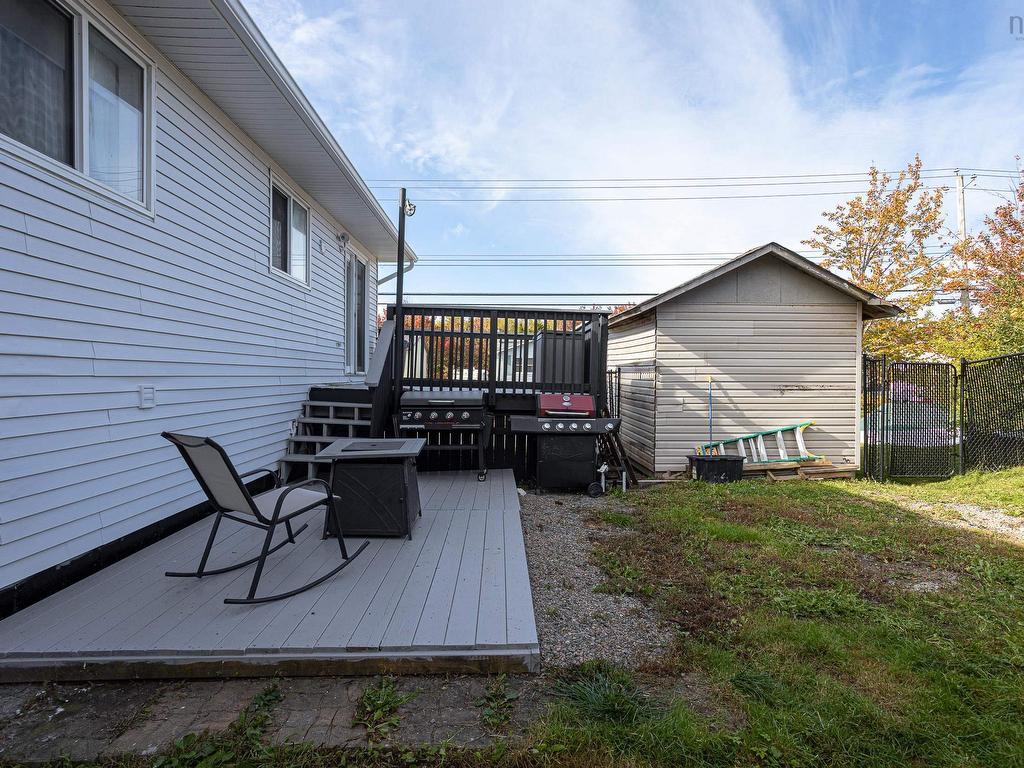












91 Inglewood Crescent

,
Cole Harbour,




NS
B2W 5W5

