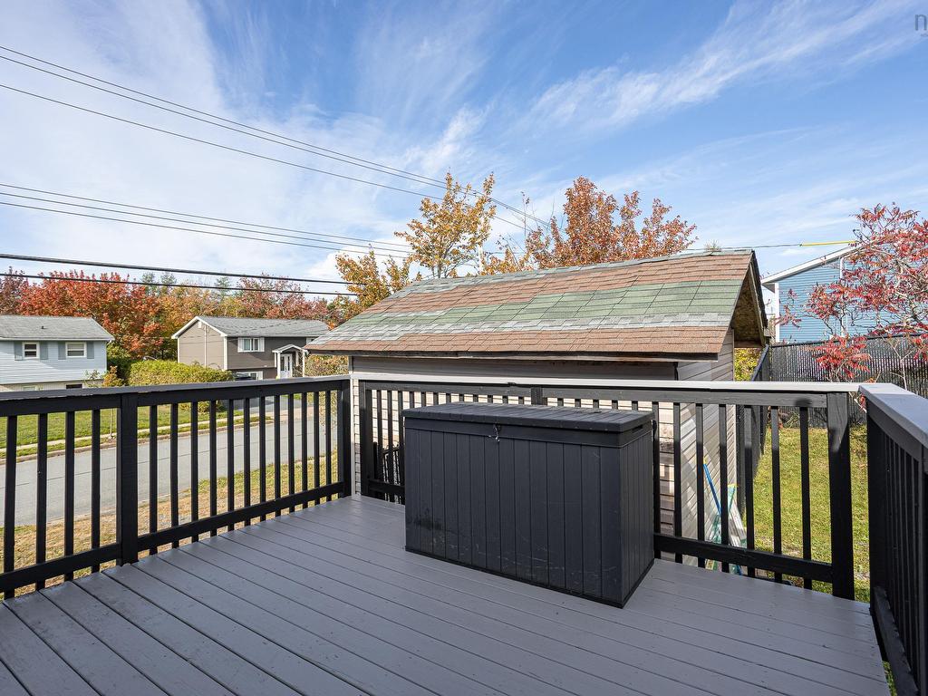 












91 Inglewood Crescent

,
Cole Harbour,




NS
B2W 5W5

