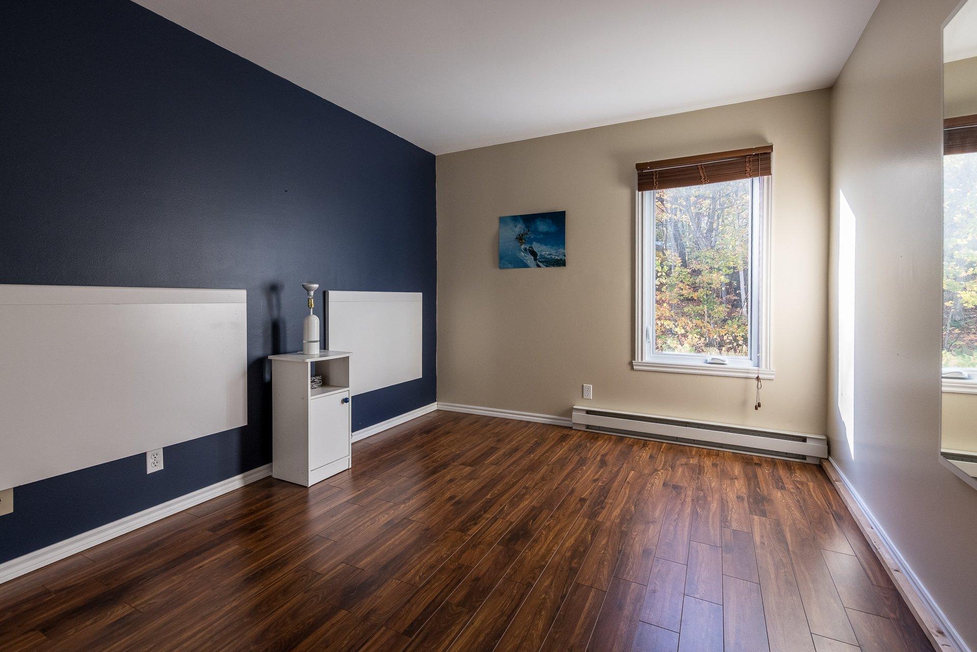 









556


Ch. Réal

, 309,
Sutton,




QC
J0E2K0

