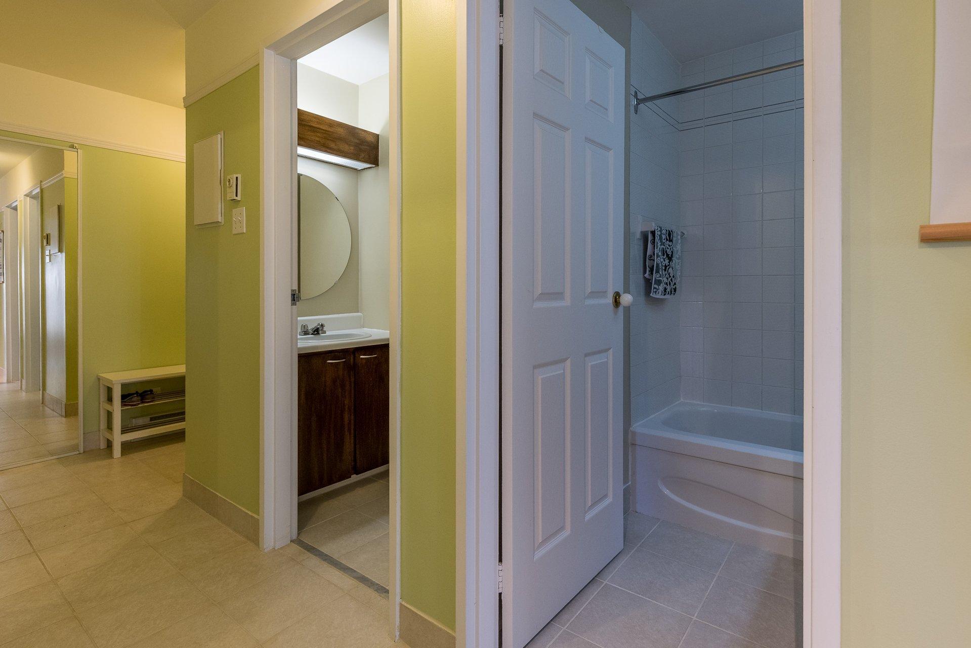 









556


Ch. Réal

, 309,
Sutton,




QC
J0E2K0

