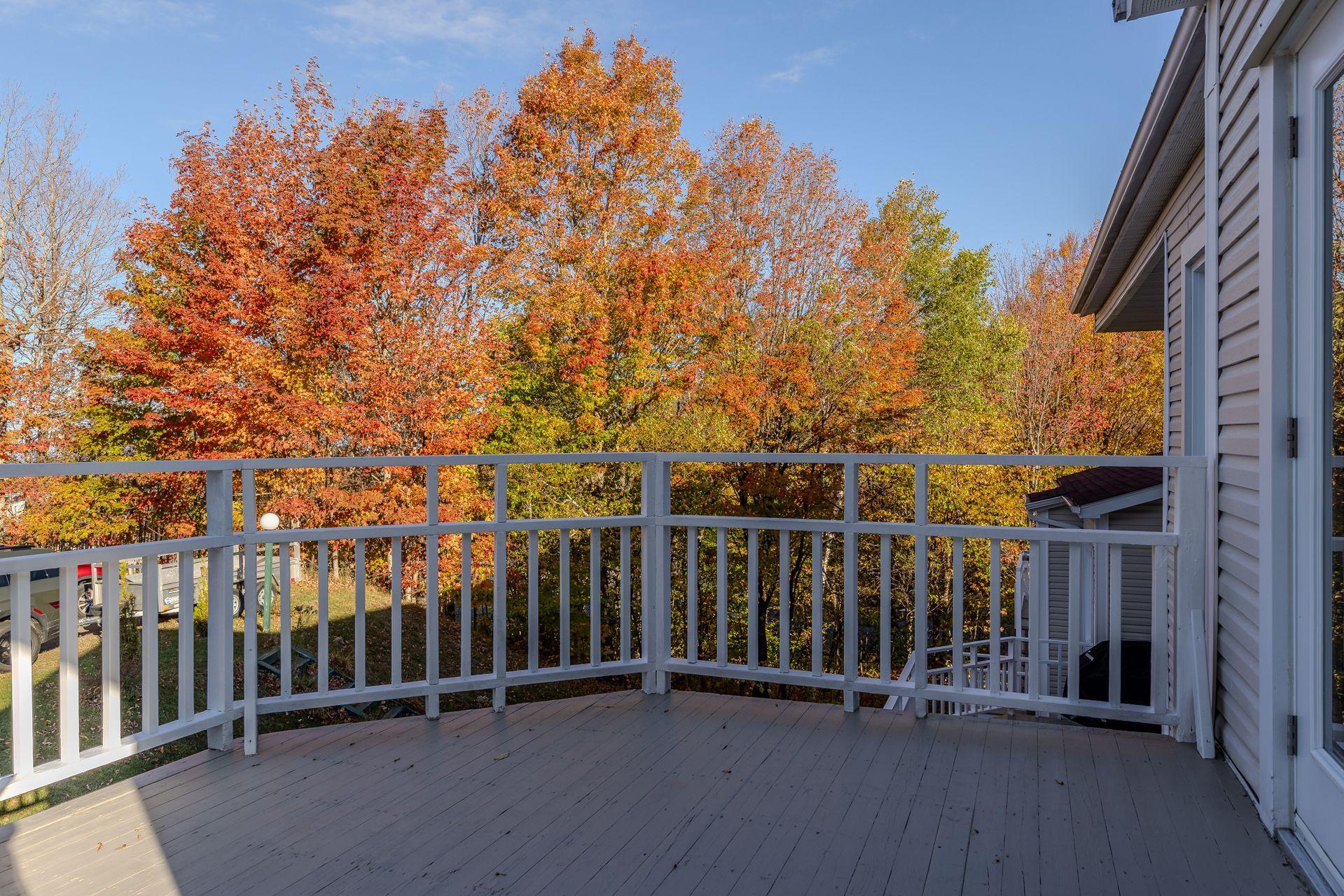 









556


Ch. Réal

, 309,
Sutton,




QC
J0E2K0

