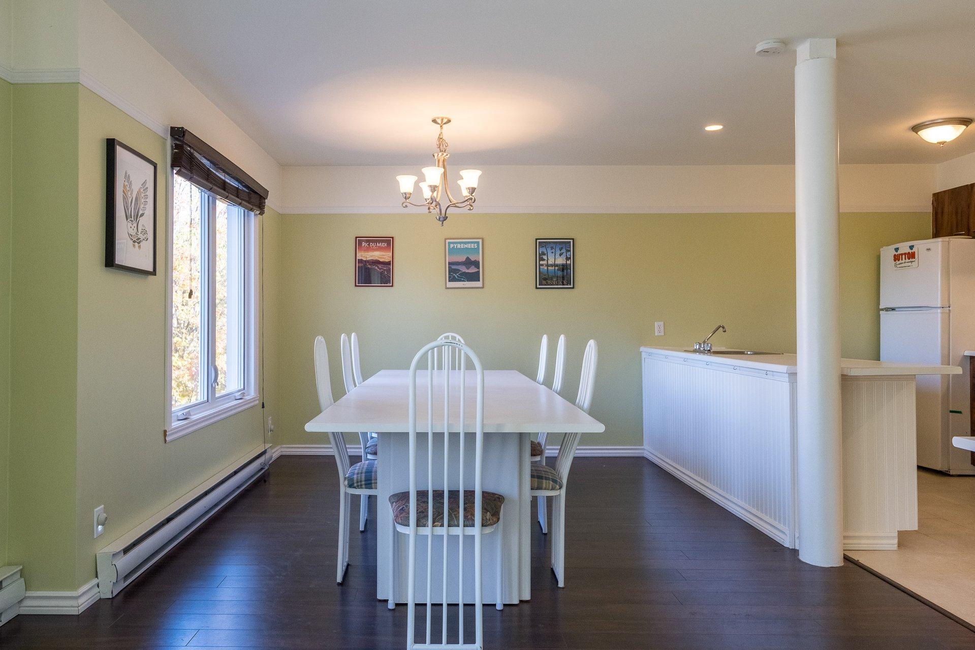 









556


Ch. Réal

, 309,
Sutton,




QC
J0E2K0

