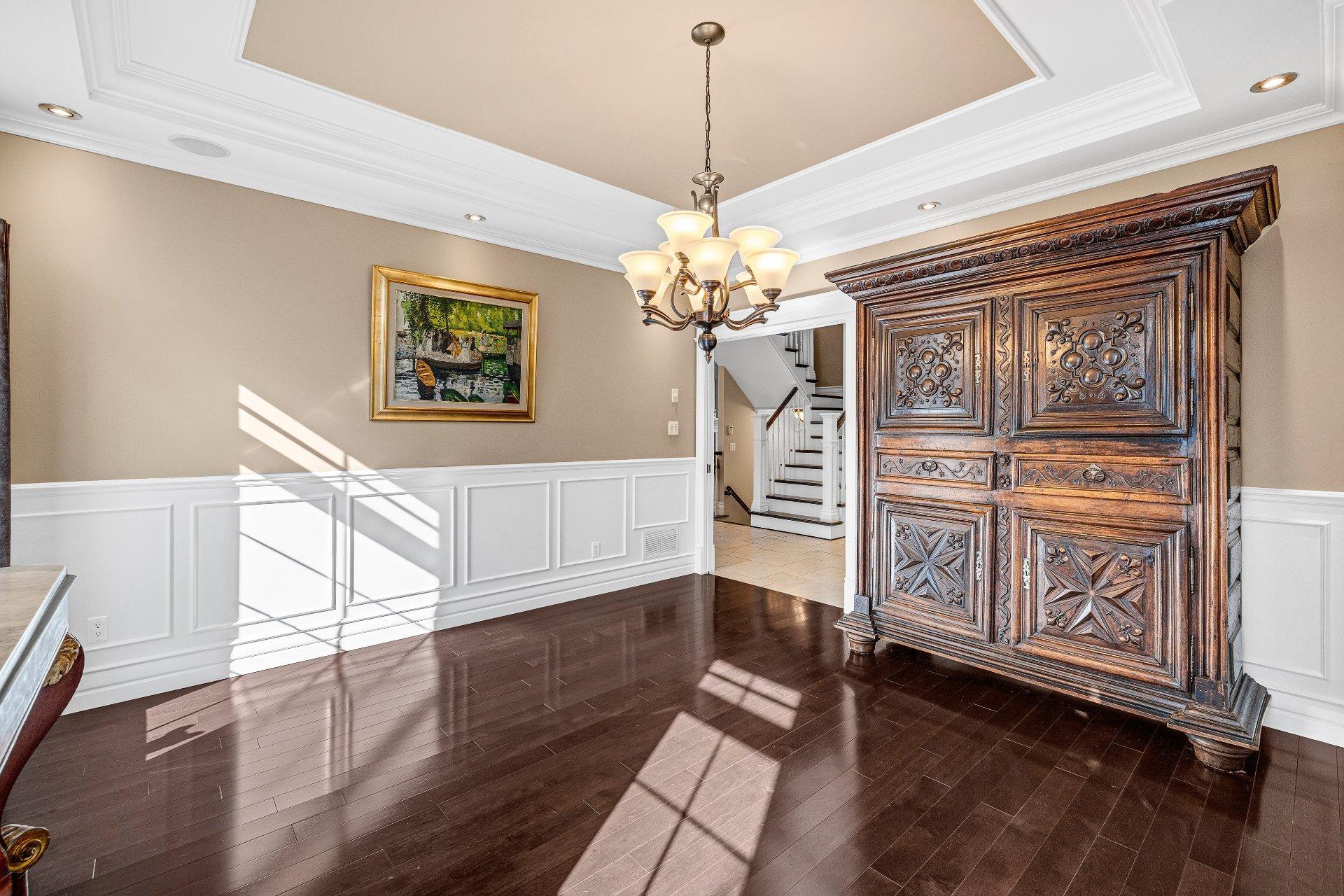 









5


Rue des Ancolies

,
Blainville,




QC
J7C6A9

