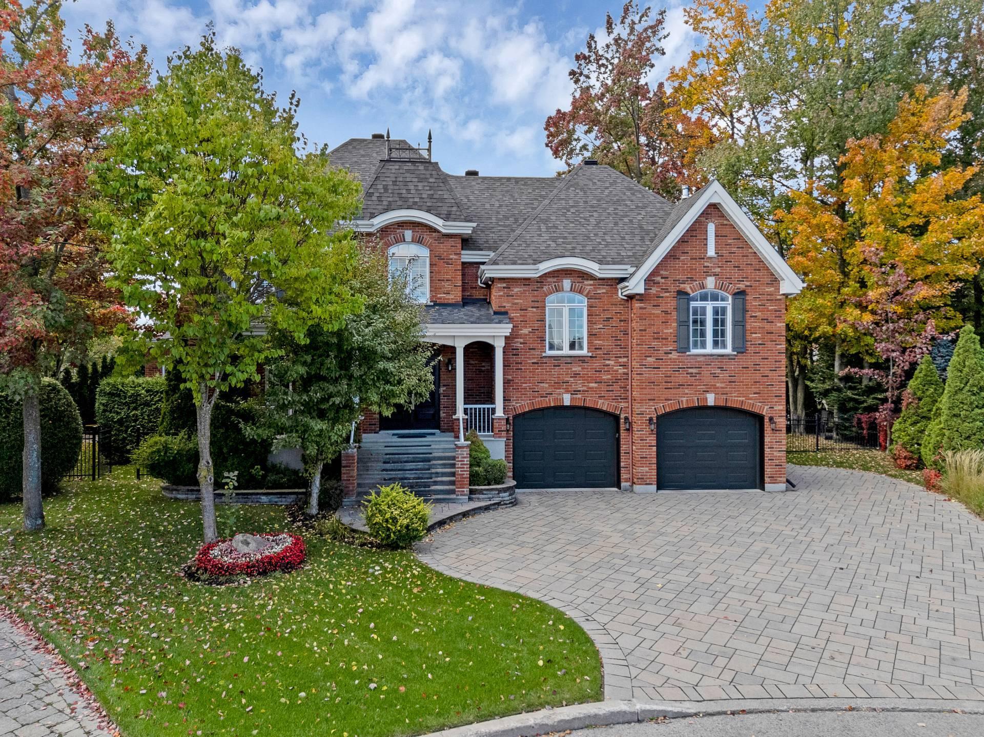 









5


Rue des Ancolies

,
Blainville,




QC
J7C6A9

