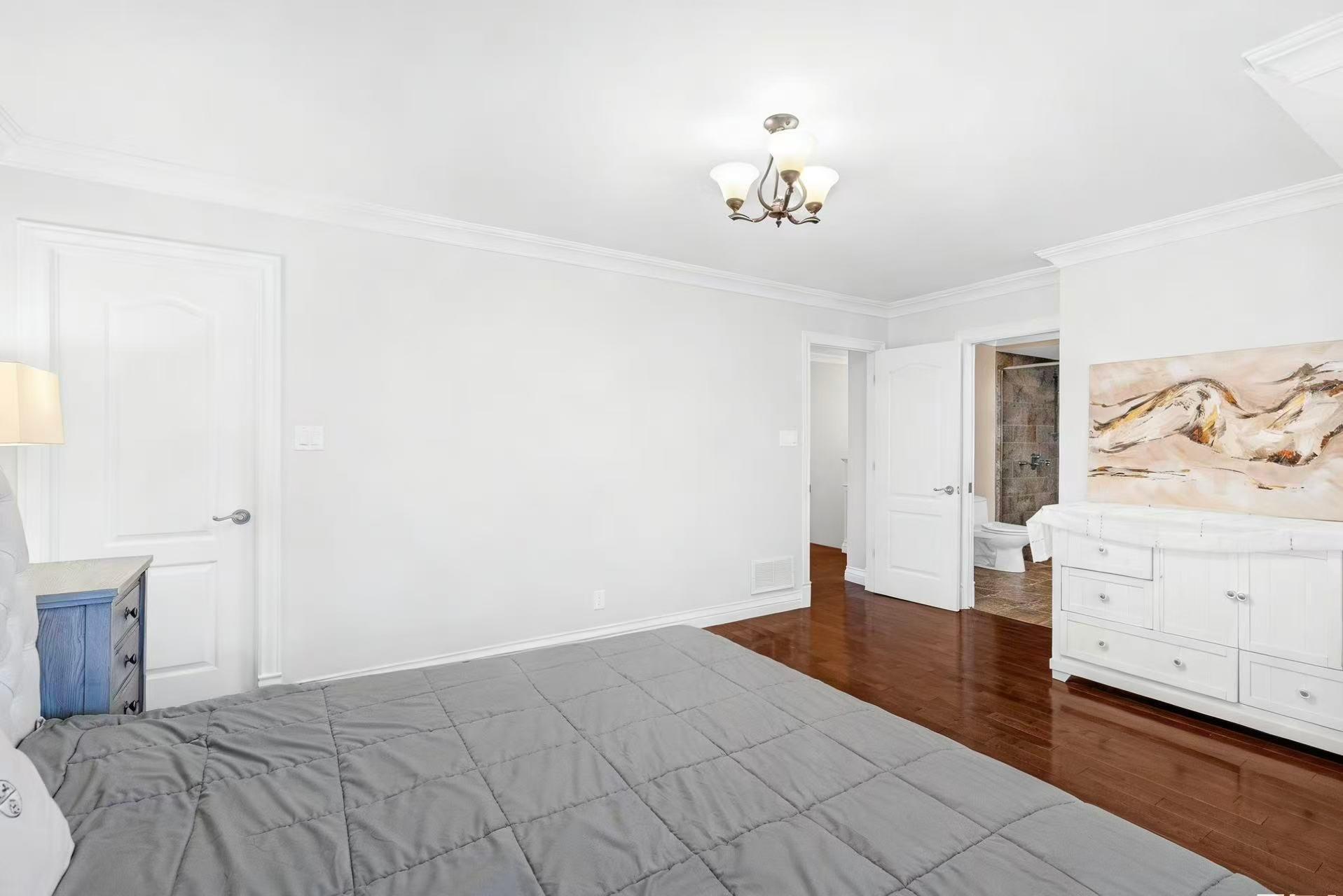 









5


Rue des Ancolies

,
Blainville,




QC
J7C6A9

