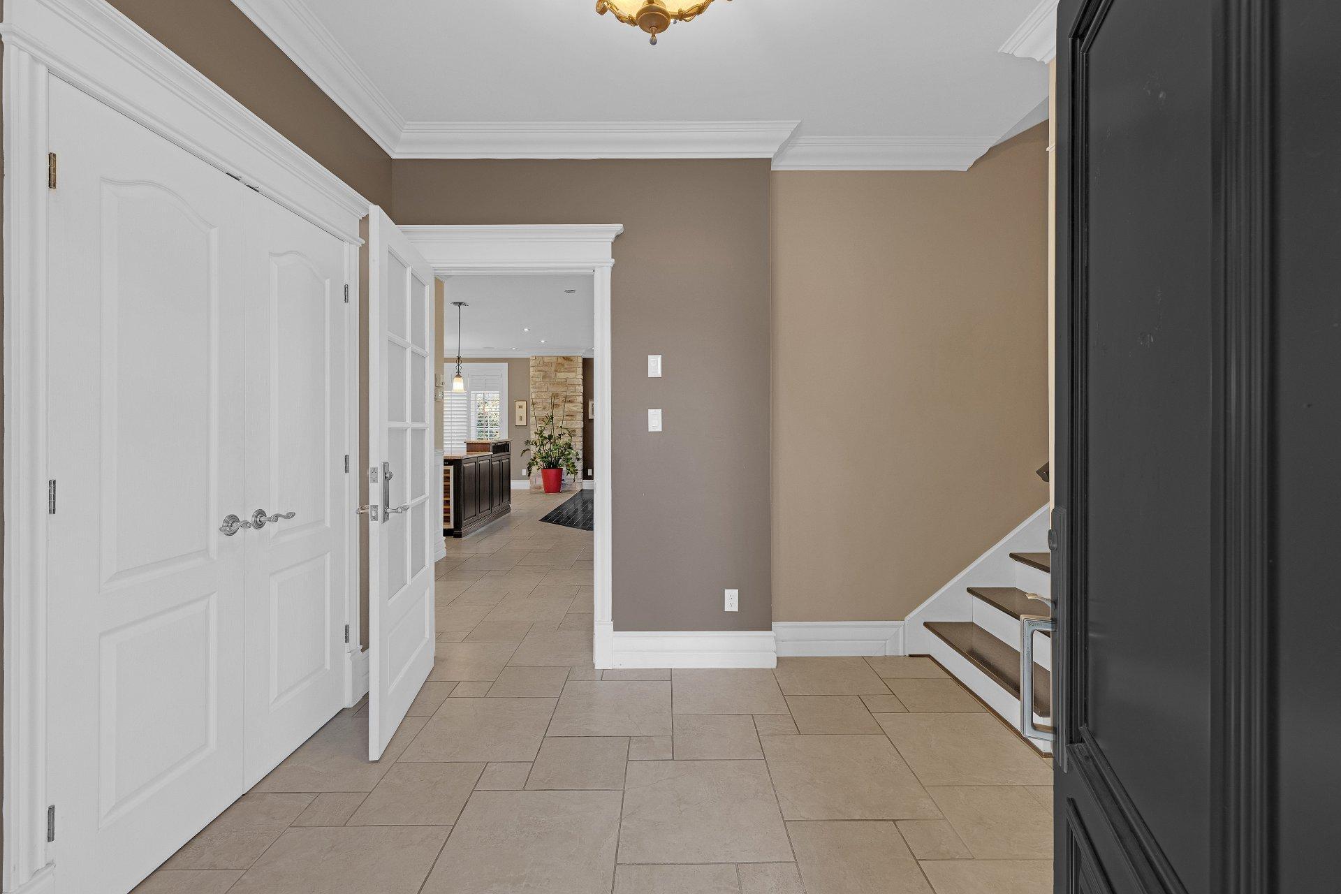 









5


Rue des Ancolies

,
Blainville,




QC
J7C6A9

