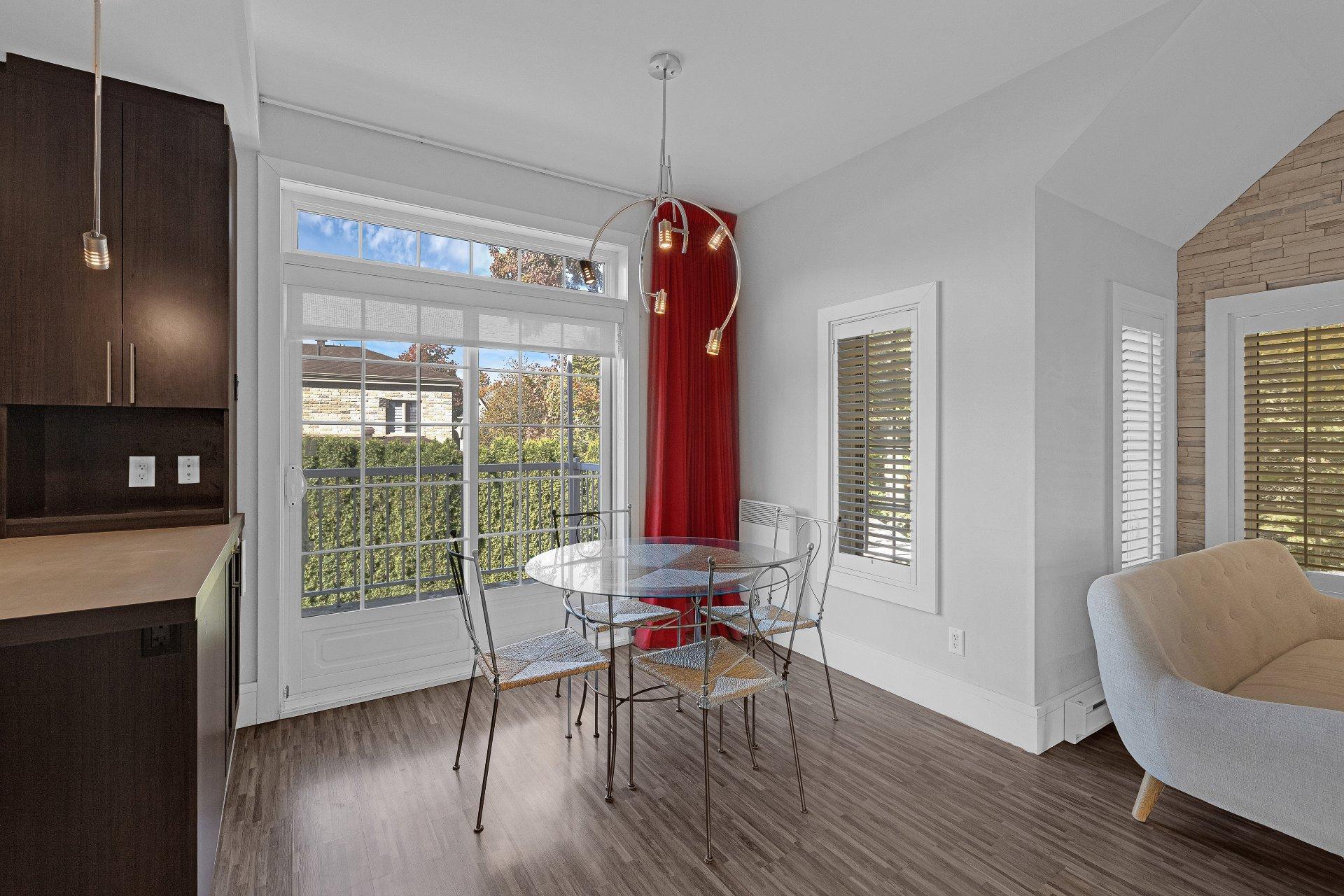 









5


Rue des Ancolies

,
Blainville,




QC
J7C6A9

