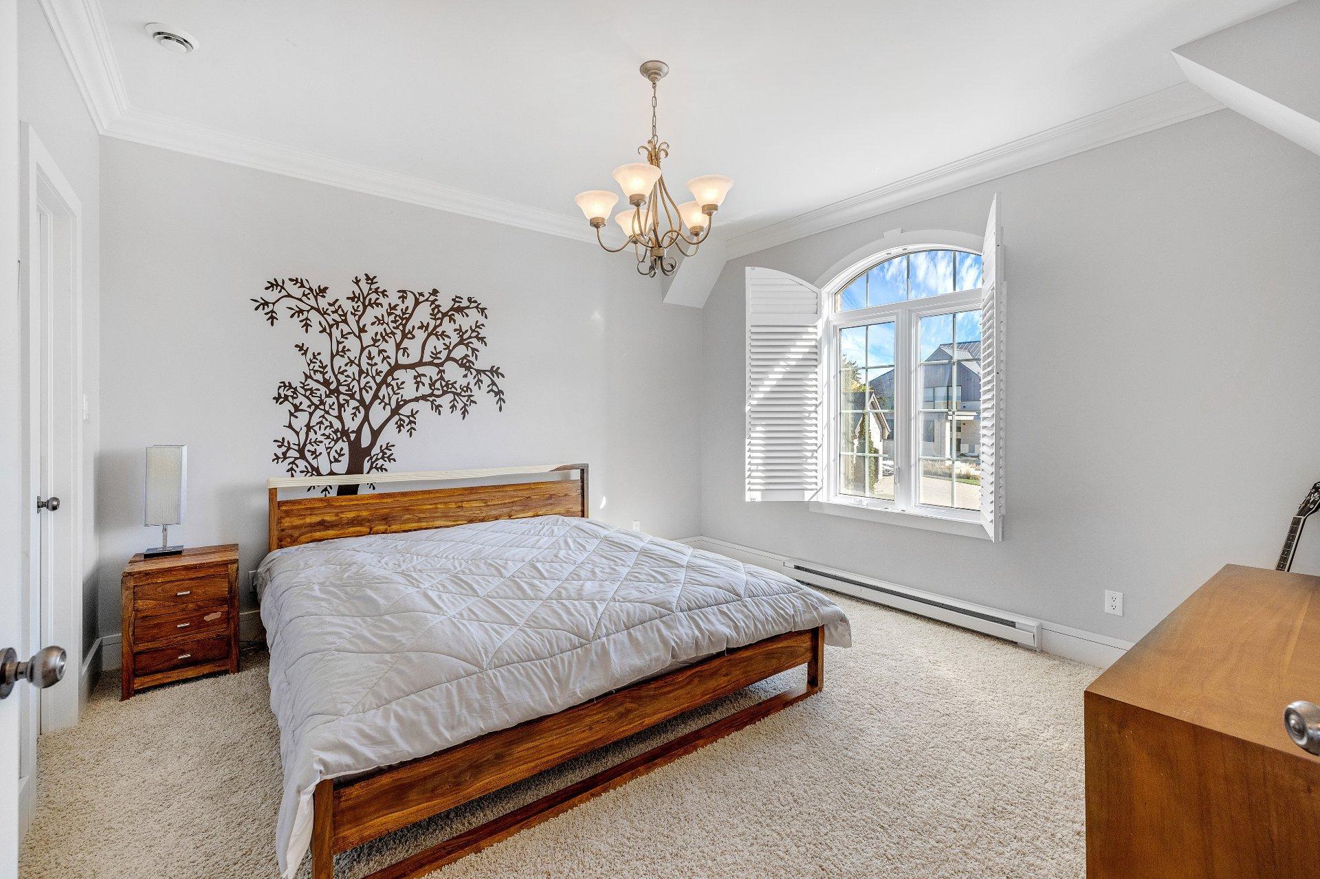 









5


Rue des Ancolies

,
Blainville,




QC
J7C6A9

